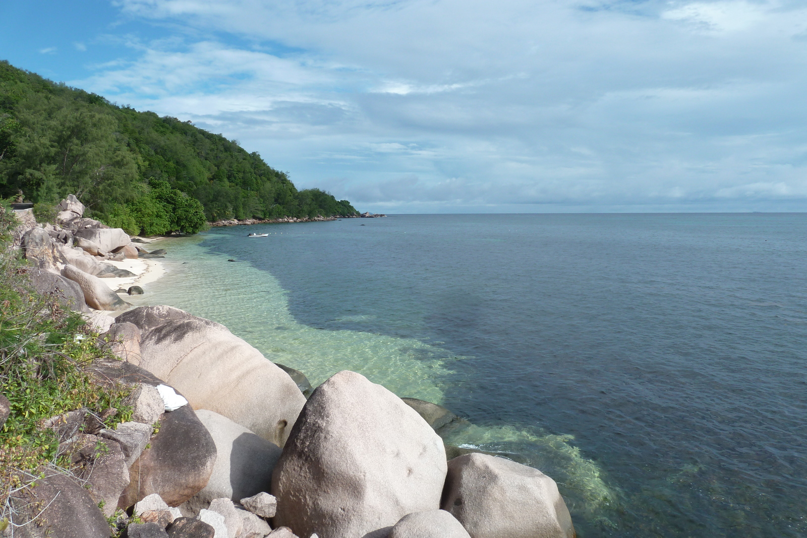 รูปถ่าย เซเชลส์(Seychelles) เกาะปราลิน(Praslin) 2011-10 187