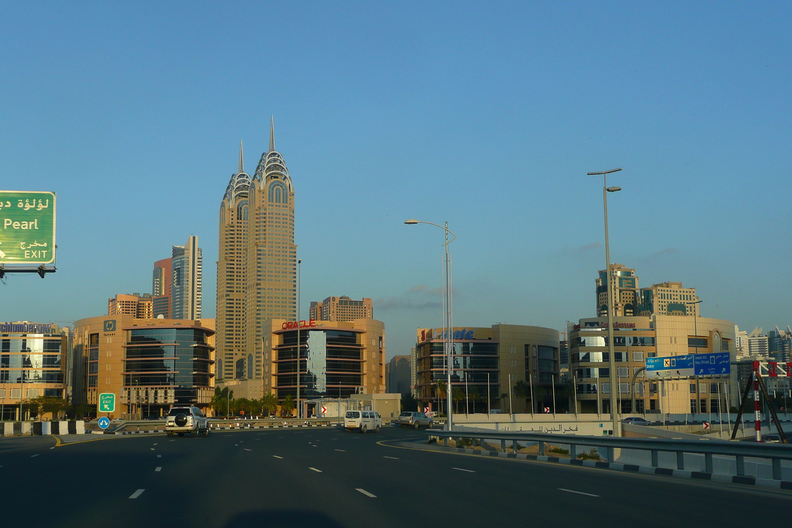 รูปถ่าย สหรัฐอาหรับเอมิเรตส์(United Arab Emirates) ดูไบ(Dubai) จุมัยเราะห์(Jumeirah) 2009-01 20