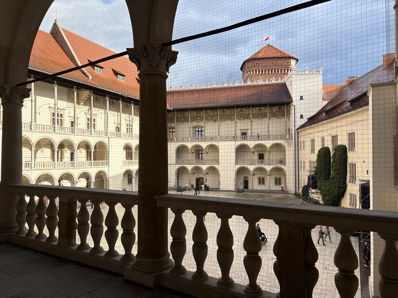 รูปถ่าย โปแลนด์(Poland) คราคูฟ(Krakow) ปราสาทวาเวล(Wawel castle) 2026-09 214