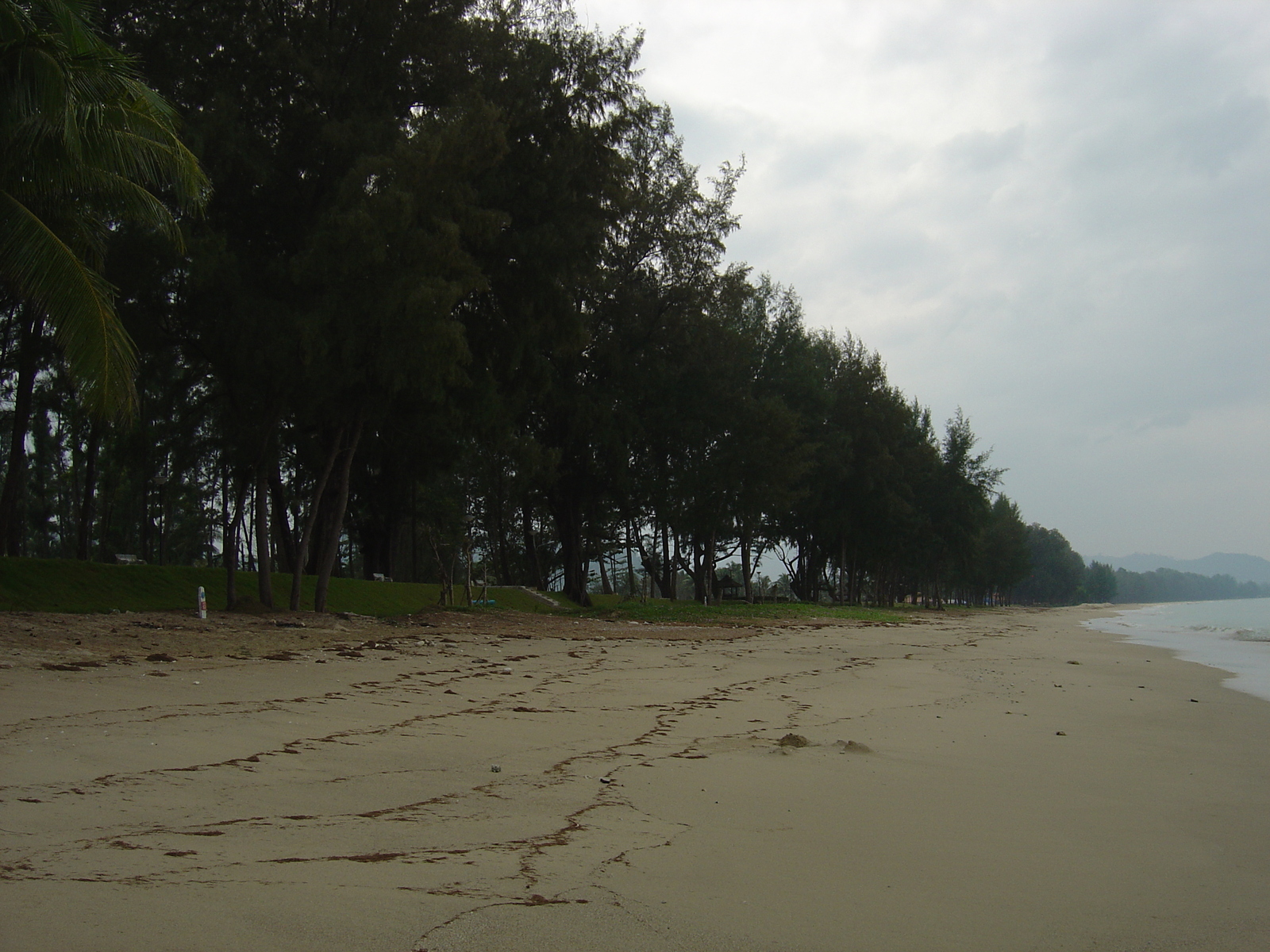 รูปถ่าย ไทย(Thailand) เขาหลัก(Khao Lak) หาดบางสัก(Bang Sak Beach) 2005-12 0