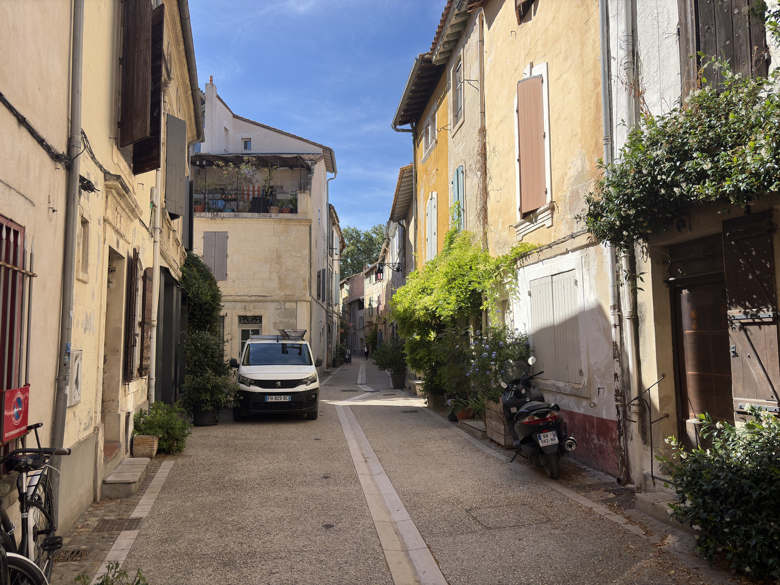 รูปถ่าย ฝรั่งเศส(France) อาร์เลอ(Arles) 2026-06 35