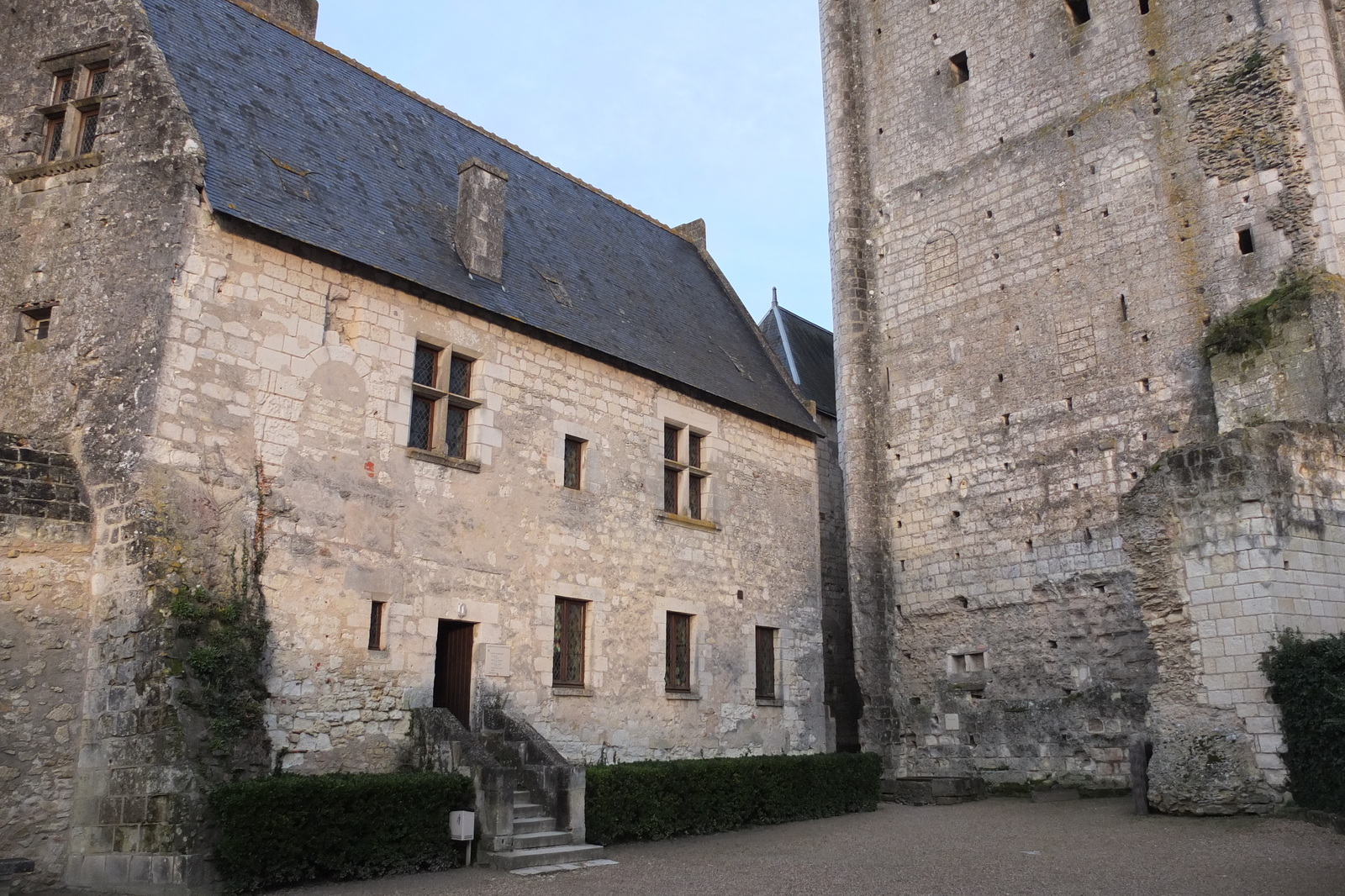 รูปถ่าย ฝรั่งเศส(France) ปราสาทลอช(Loches Castle) 2013-01 17