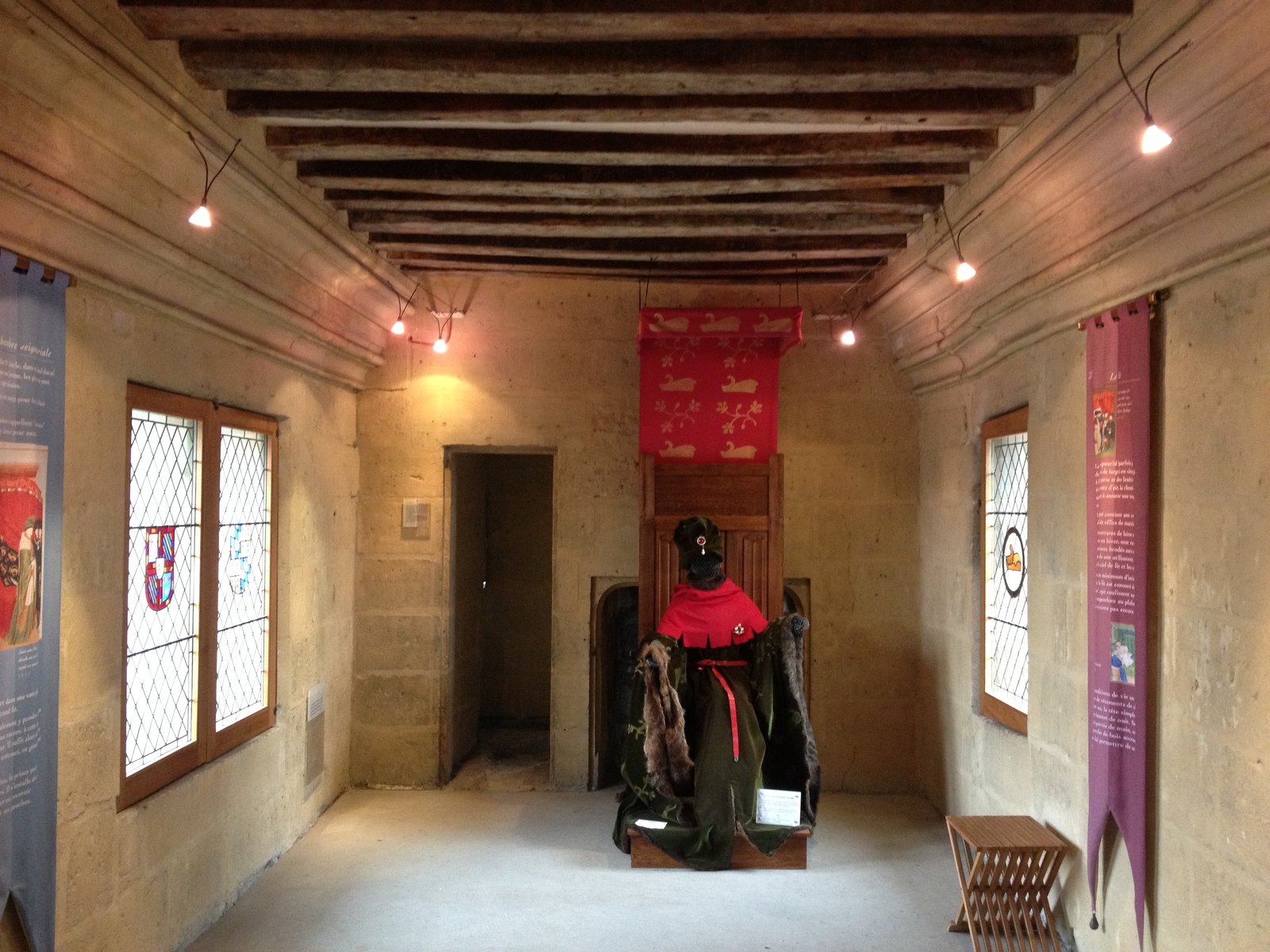 รูปถ่าย ฝรั่งเศส(France) ปารีส(Paris) โรงแรมเดอบูร์กอญ(Hotel de Bourgogne) 2013-06 31