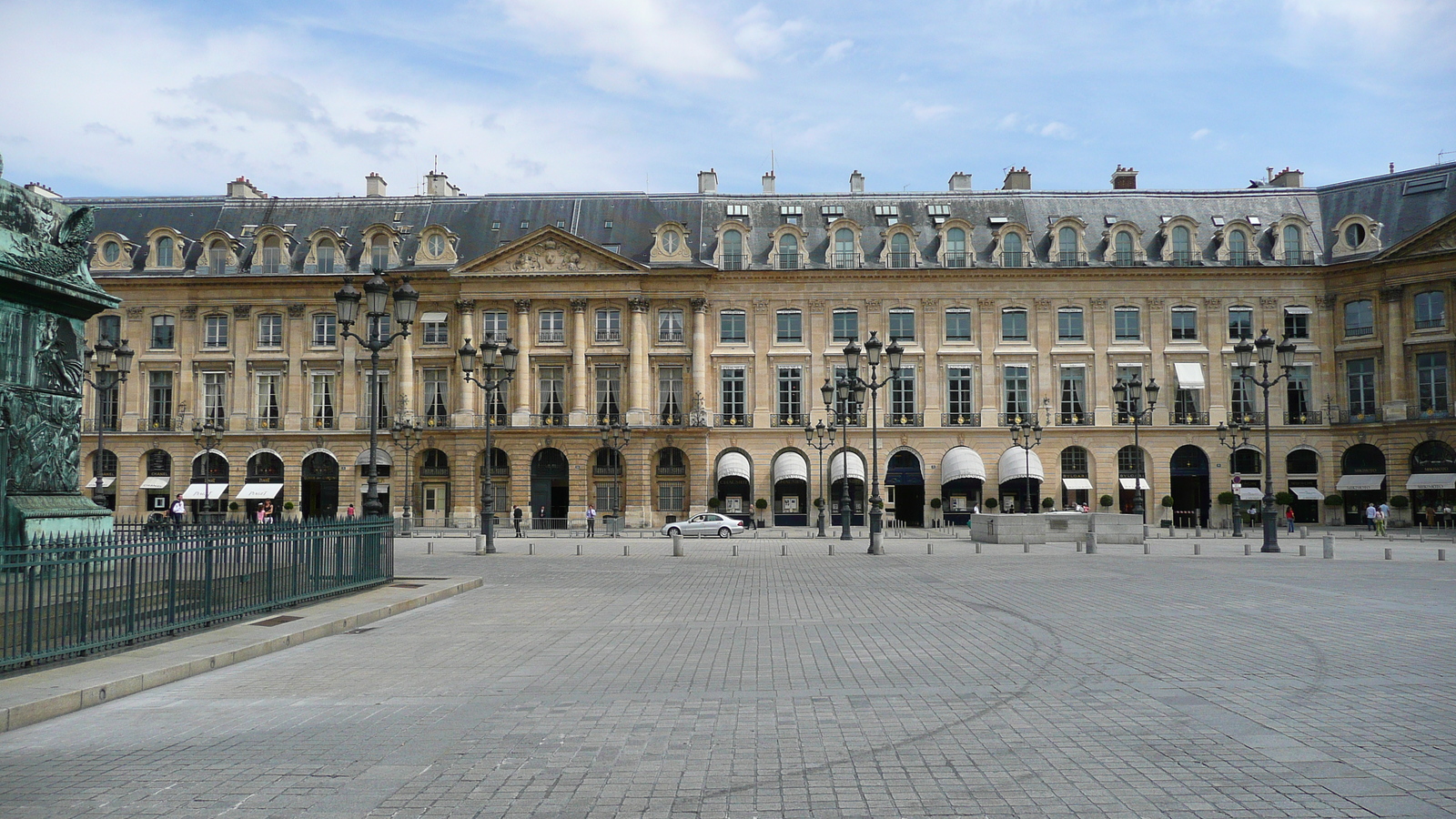 รูปถ่าย ฝรั่งเศส(France) ปารีส(Paris) จัตุรัสว็องโดม(Place Vendome) 2007-07 75