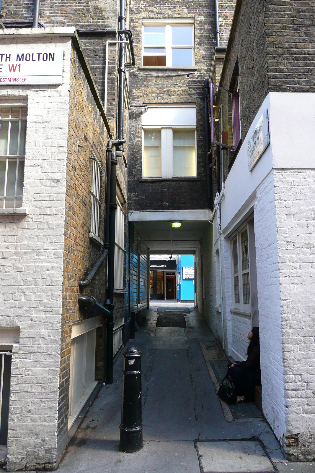 รูปถ่าย อังกฤษ(United Kingdom) ลอนดอน(London) ตรอกเซาท์มอลตัน(South Molton Lane) 2007-09 16