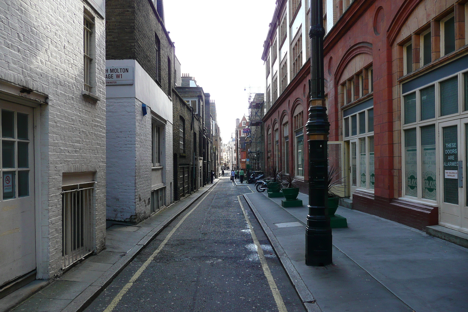 รูปถ่าย อังกฤษ(United Kingdom) ลอนดอน(London) ตรอกเซาท์มอลตัน(South Molton Lane) 2007-09 17