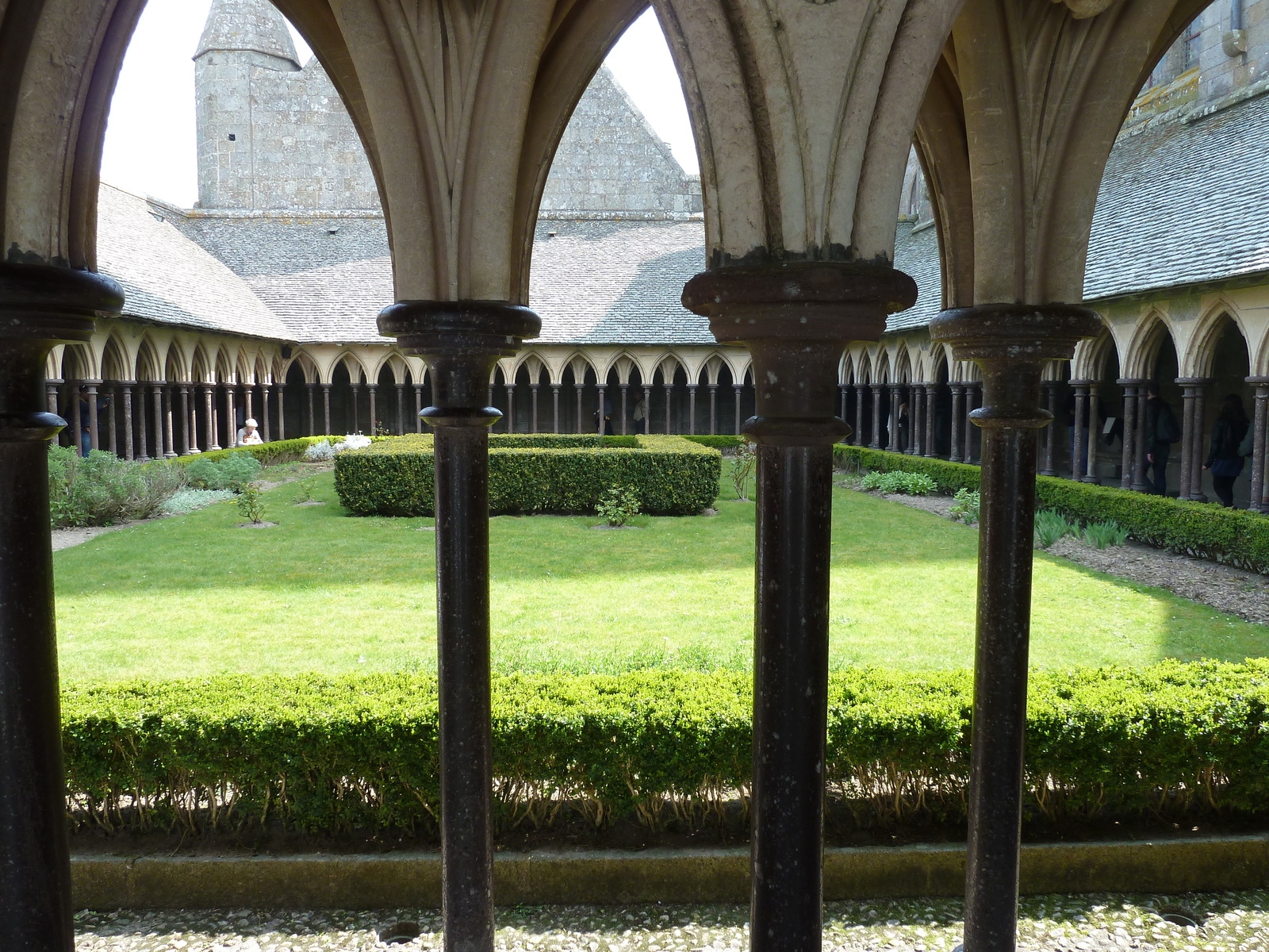 รูปถ่าย ฝรั่งเศส(France) มงแซ็งมีแชล(Mont St Michel) ระเบียงคดแอบบีมงแซ็งมีแชล(Mont St Michel Abbey Cloister) 2010-04 37