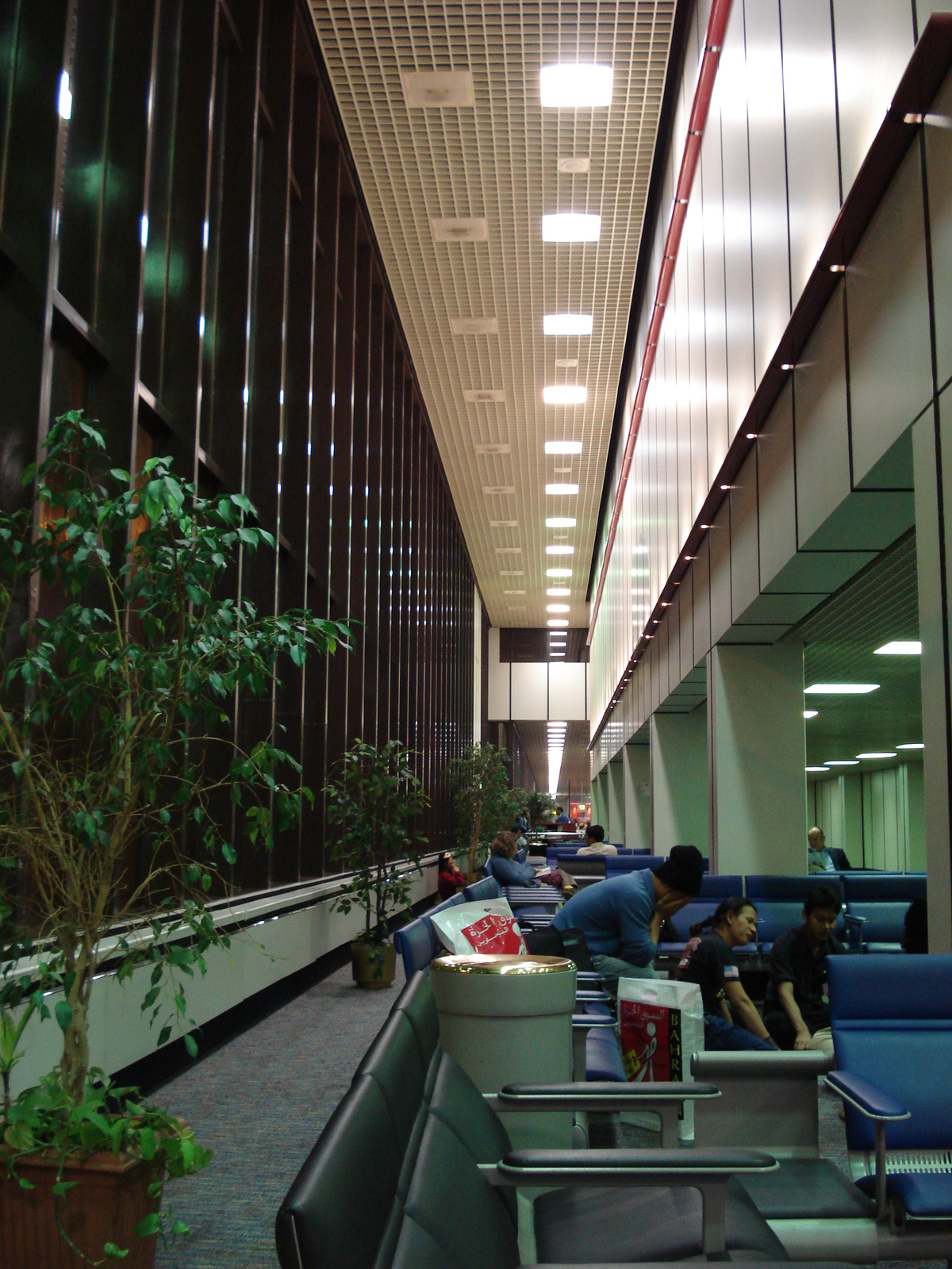 รูปถ่าย บาเรนห์(Bahrain) ท่าอากาศยานบาห์เรน(Bahrain Airport) 2007-02 28