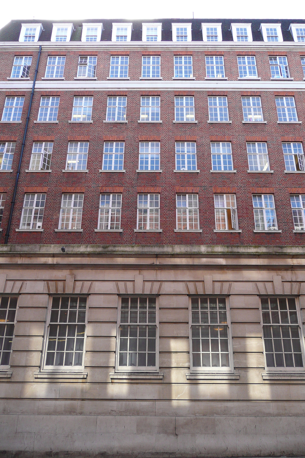 รูปถ่าย อังกฤษ(United Kingdom) ลอนดอน(London) ถนนเวย์เฮาส์(WeighHouse Street) 2007-09 4
