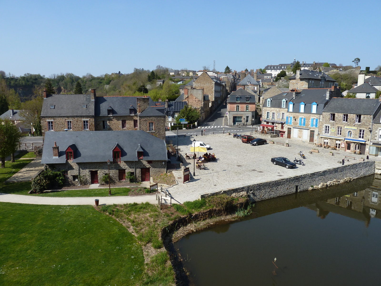 รูปถ่าย ฝรั่งเศส(France) ฟูแฌร์(Fougeres) 2010-04 8