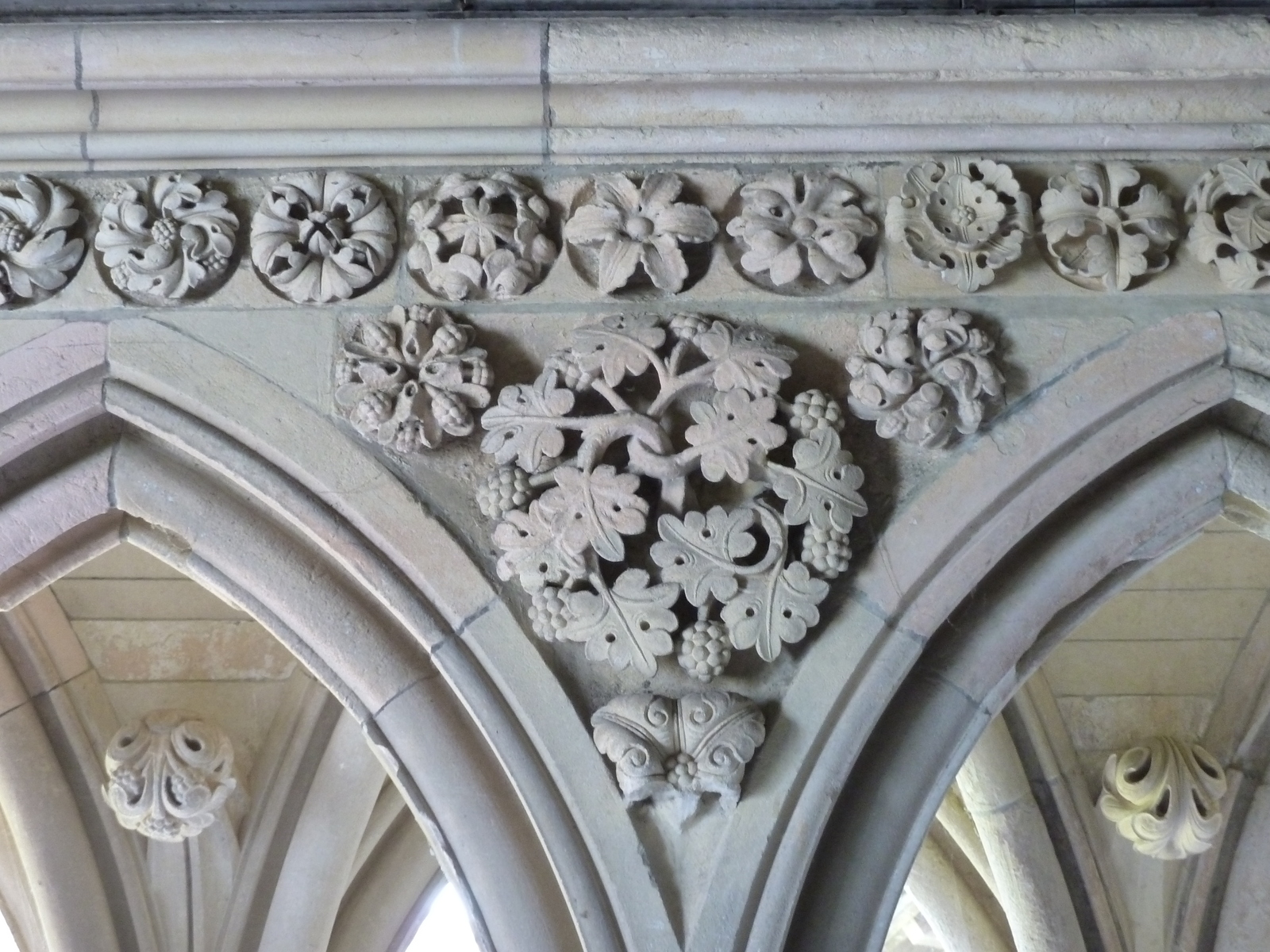 รูปถ่าย ฝรั่งเศส(France) มงแซ็งมีแชล(Mont St Michel) ระเบียงคดแอบบีมงแซ็งมีแชล(Mont St Michel Abbey Cloister) 2010-04 53