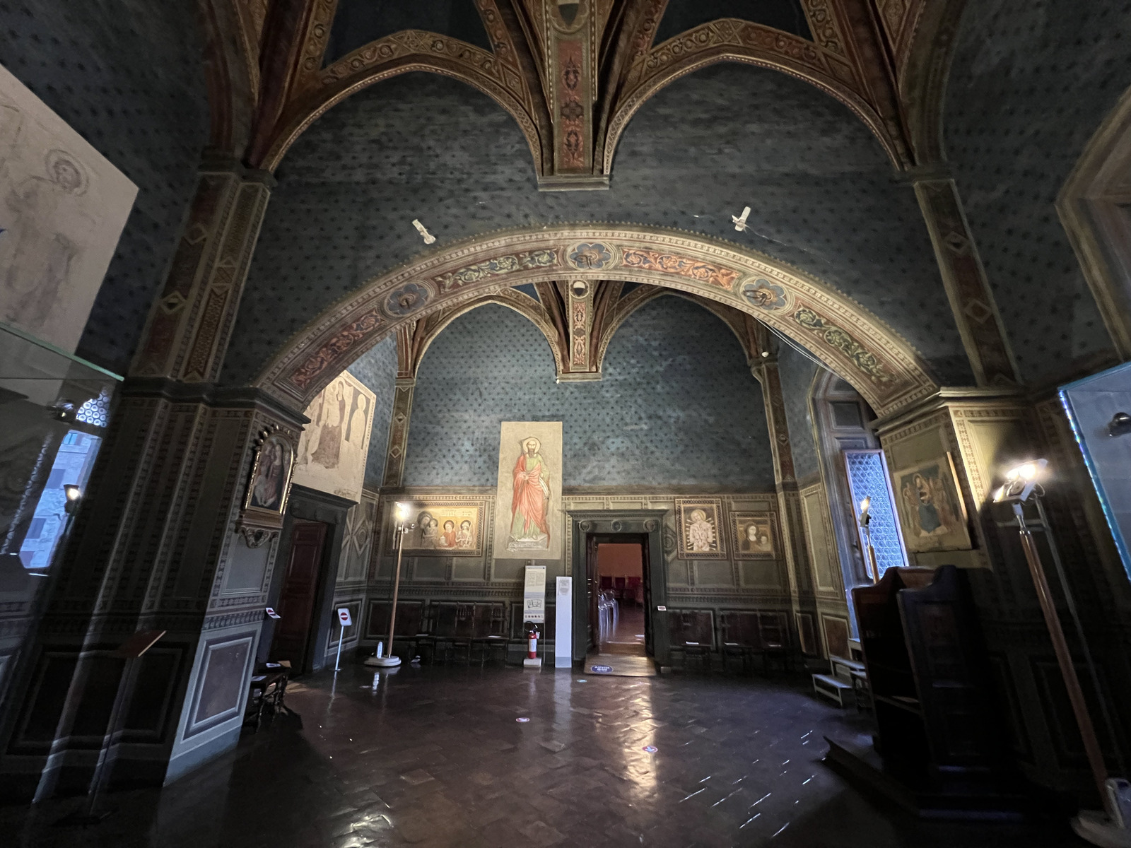 รูปถ่าย อิตาลี(Italy) ซีเอน่า(Siena) วังปุบบลีโก(Palazzo Pubblico) 2021-09 0