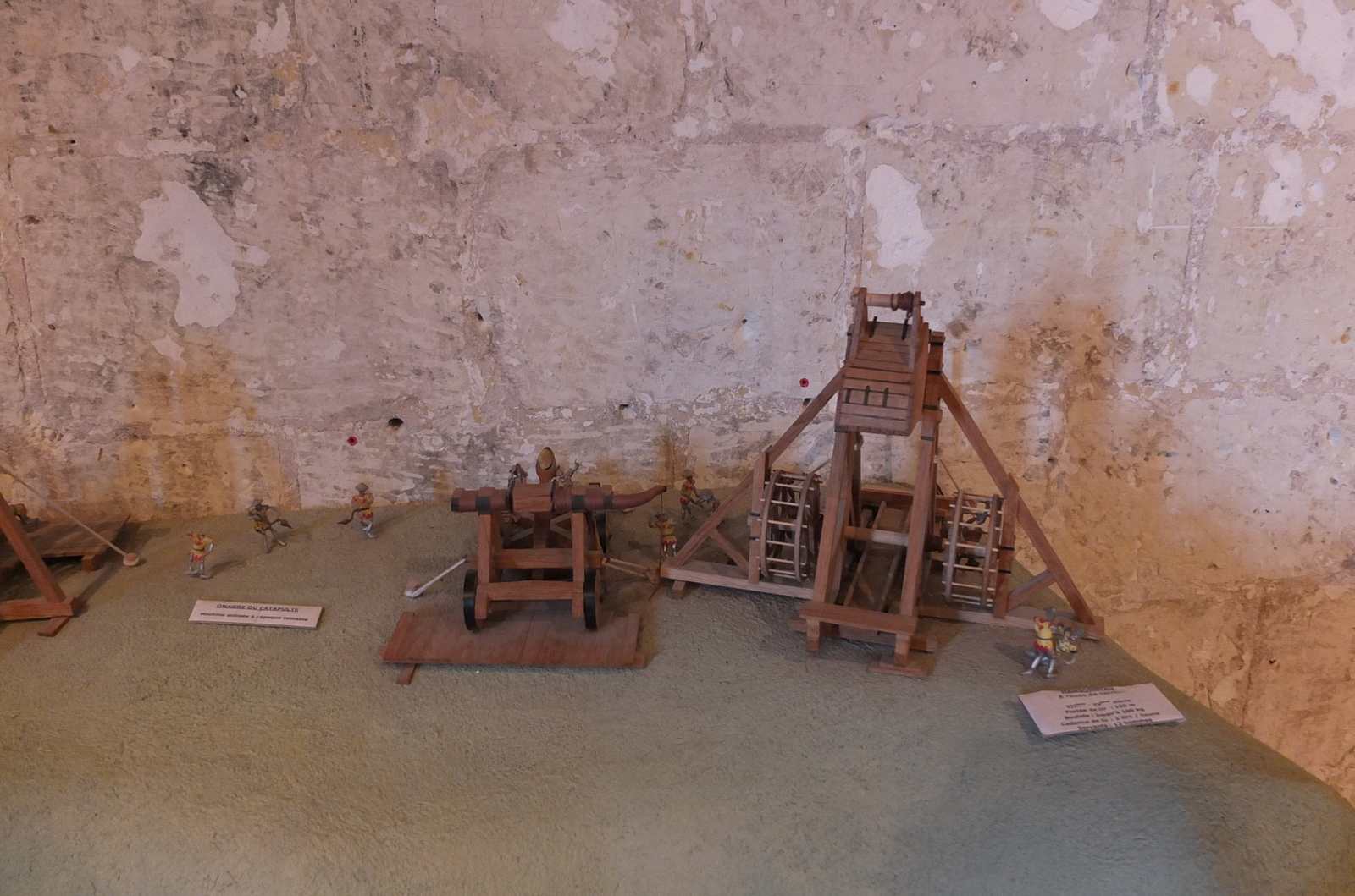 รูปถ่าย ฝรั่งเศส(France) ปราสาทลอช(Loches Castle) 2013-01 40