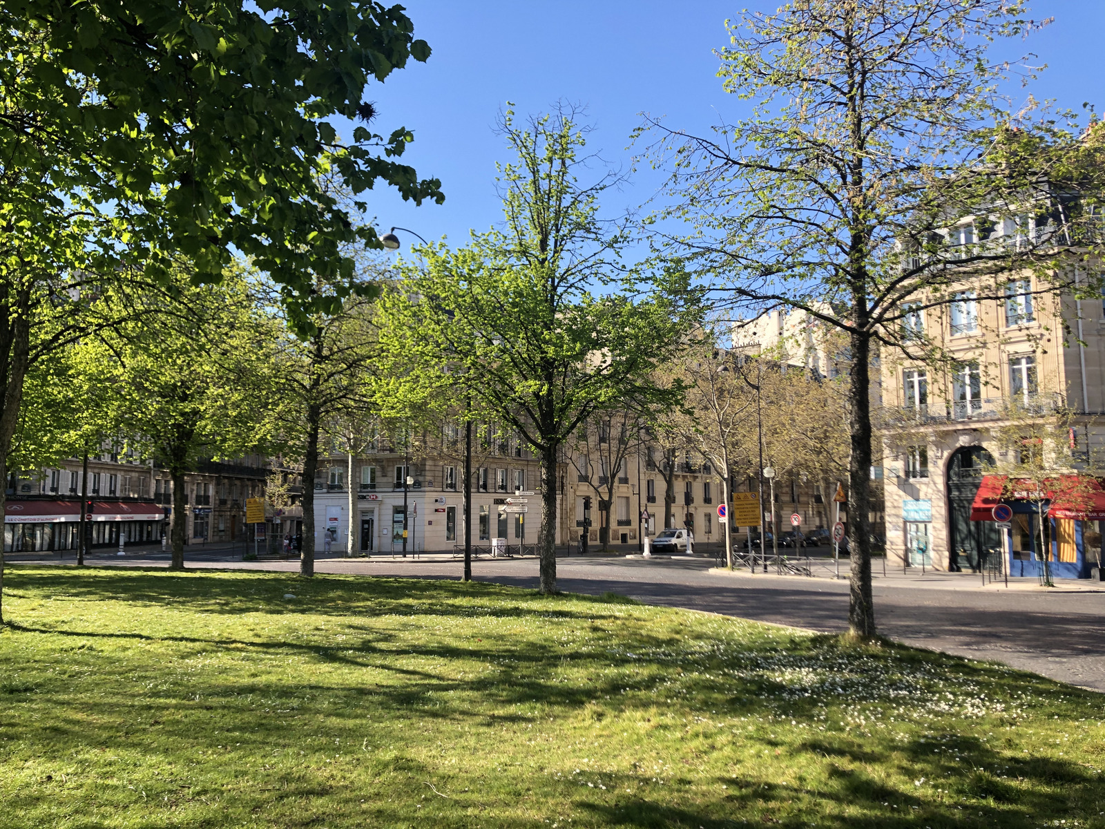รูปถ่าย ฝรั่งเศส(France) ปารีสช่วงล็อกดาวน์(Paris lockdown) 2020-04 18