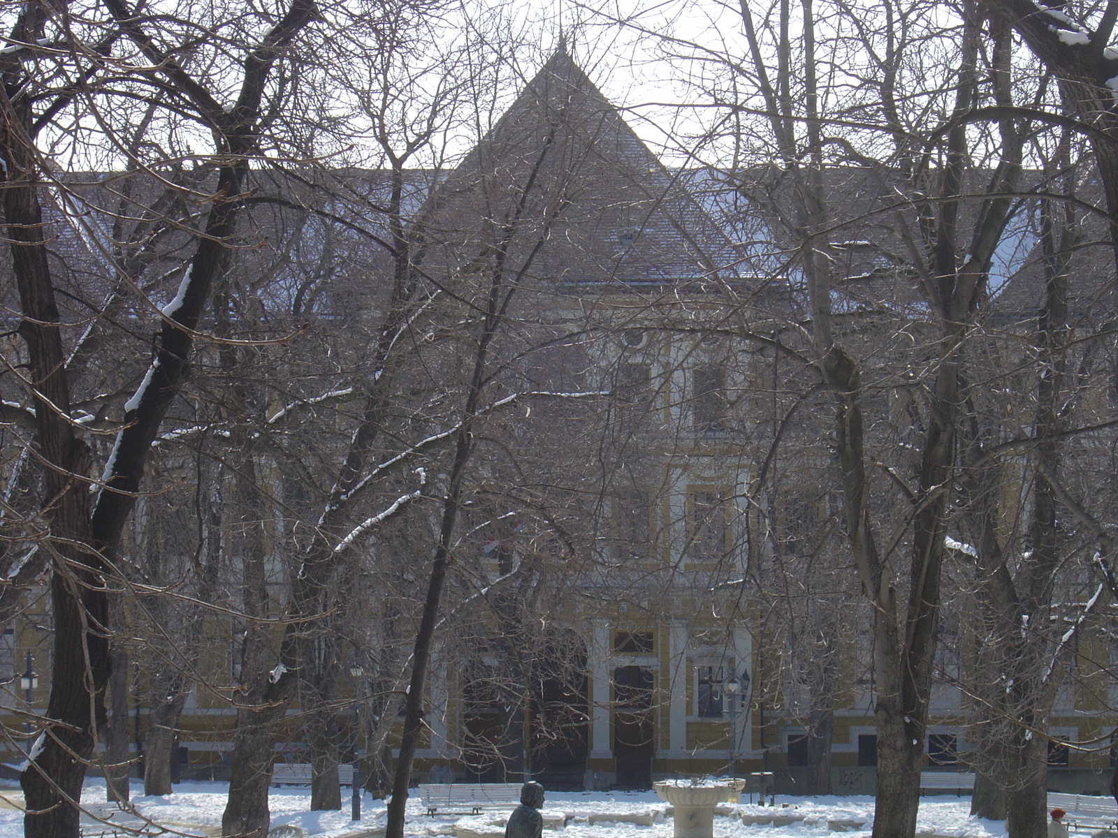 รูปถ่าย ฮังการี(Hungary) เปคส์(Pecs) 2005-03 94