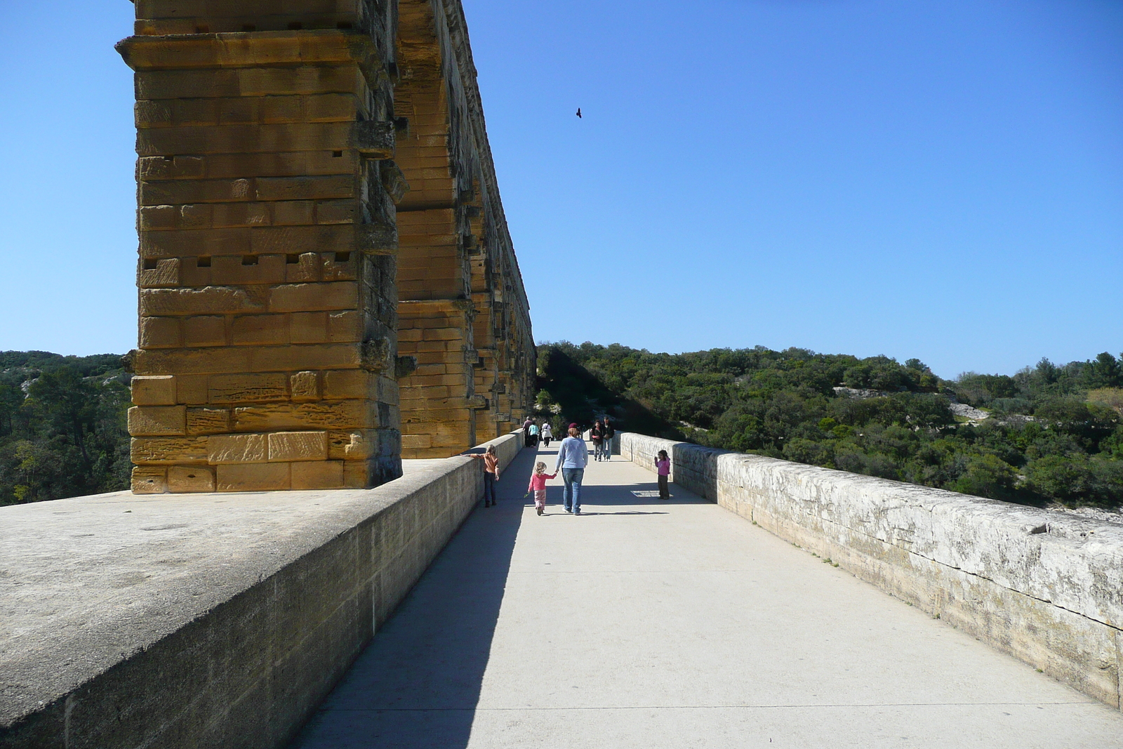 รูปถ่าย ฝรั่งเศส(France) สะพานปงดูการ์(Pont du Gard) 2008-04 30