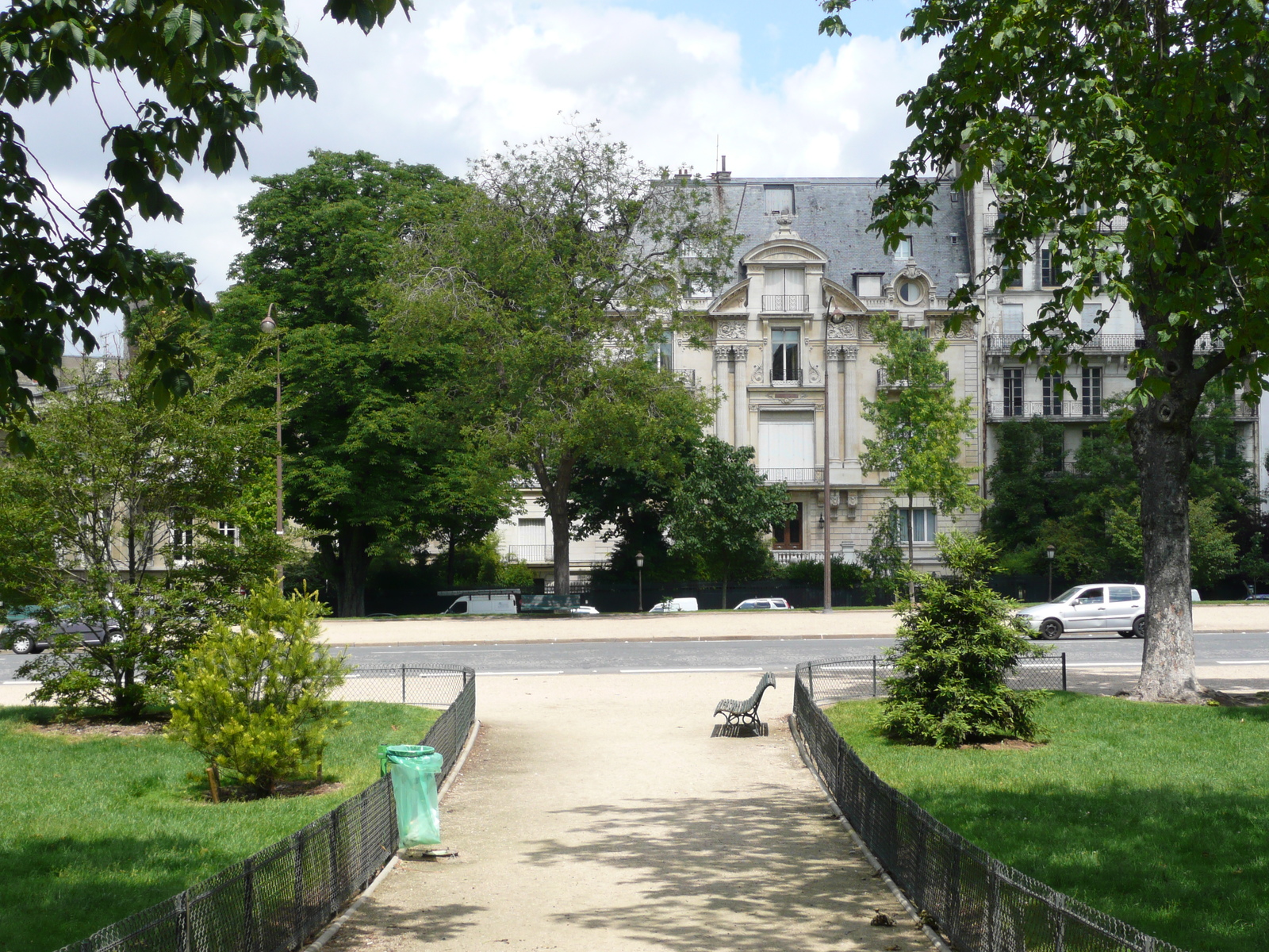 รูปถ่าย ฝรั่งเศส(France) ปารีส(Paris) ถนนฟอช(Avenue Foch) 2007-06 53