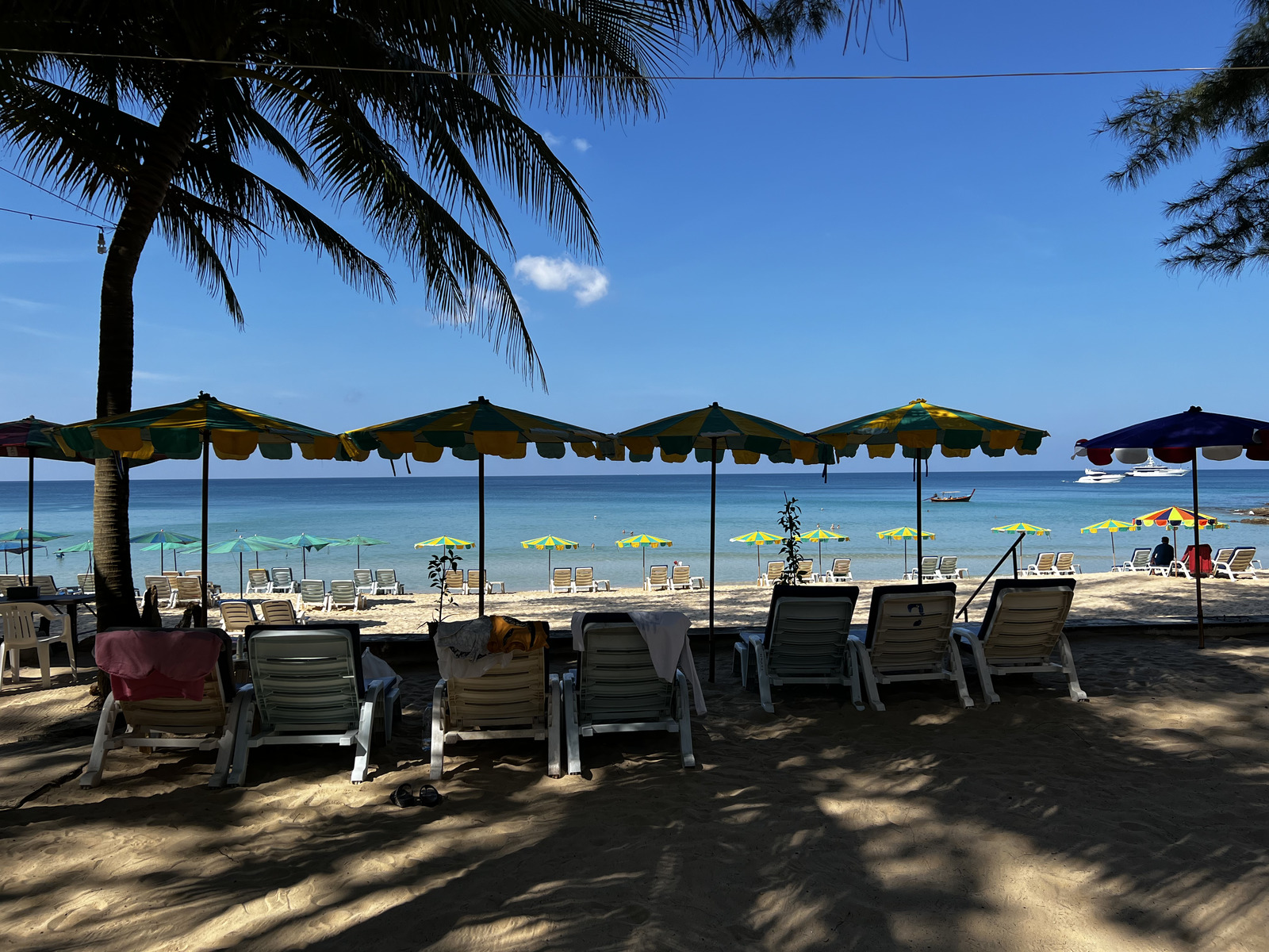 รูปถ่าย ไทย(Thailand) ภูเก็ต(Phuket) หาดสุรินทร์(Surin Beach) 2021-12 25