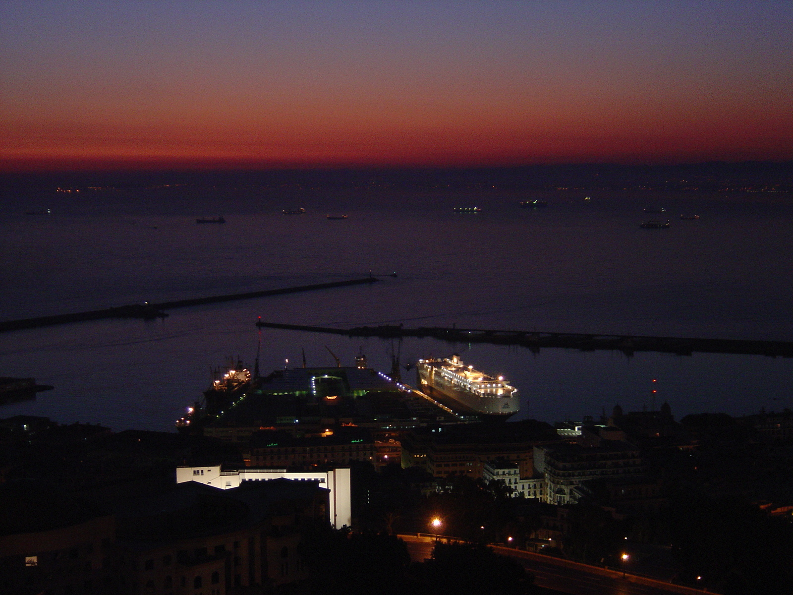 รูปถ่าย แอลจีเรีย(Algeria) แอลเจียร์(Algiers) 2004-09 26