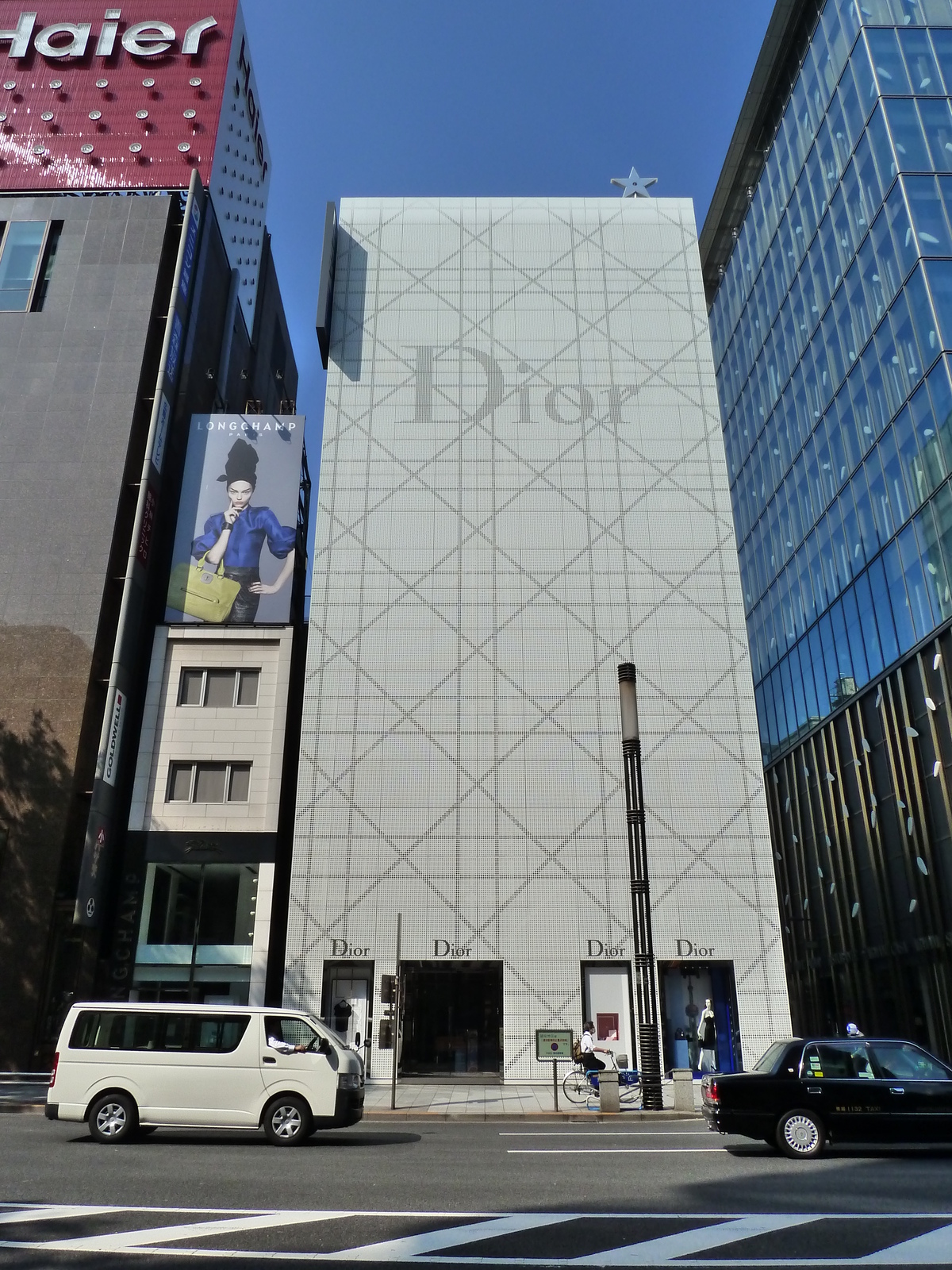 รูปถ่าย ญี่ปุ่น(Japan) โตเกียว(Tokyo) กินซ่า(Ginza) 2010-06 30