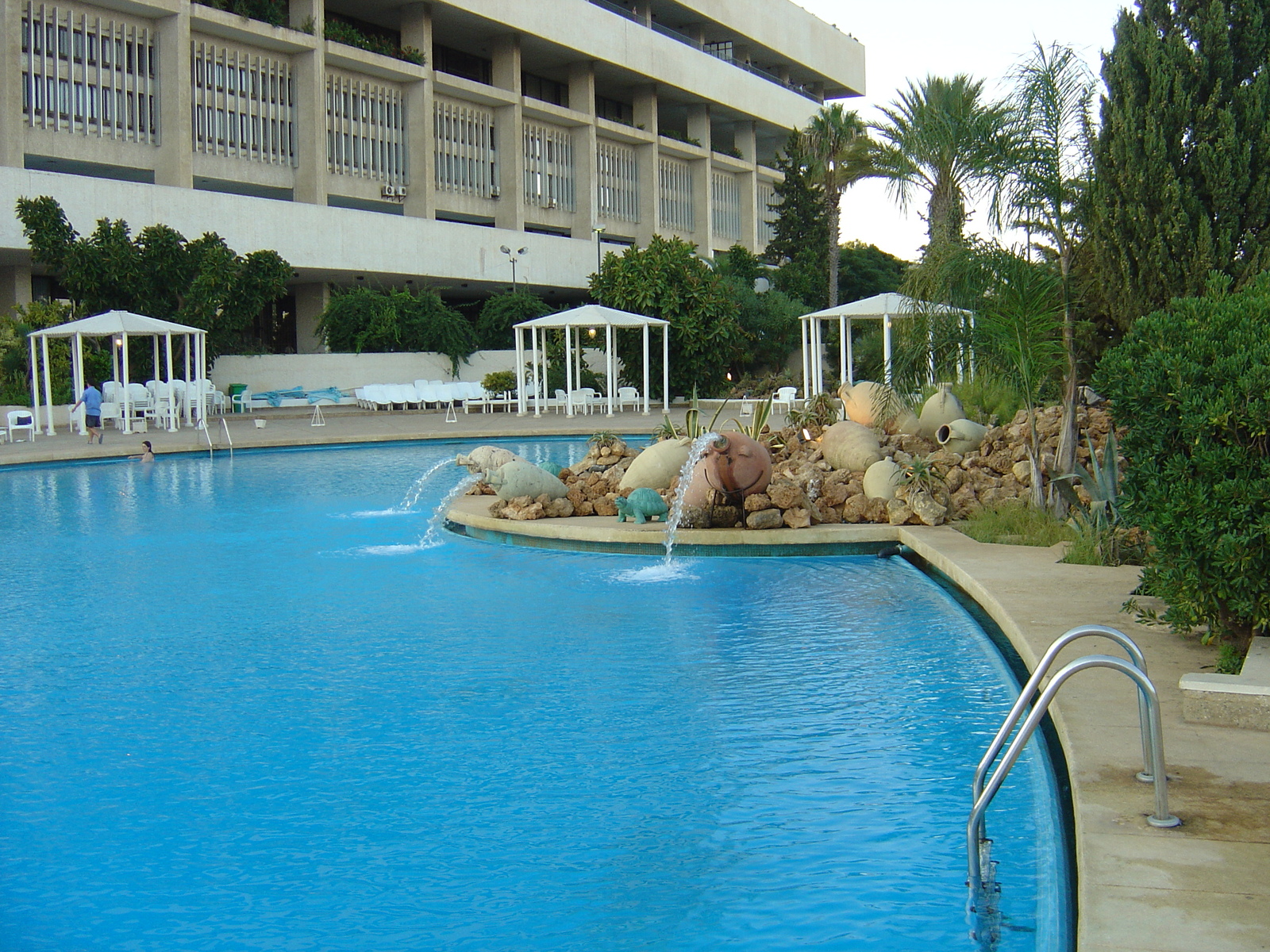 รูปถ่าย แอลจีเรีย(Algeria) แอลเจียร์(Algiers) โรงแรมเอลโอราสซี(El Aurassi Hotel) 2004-09 11