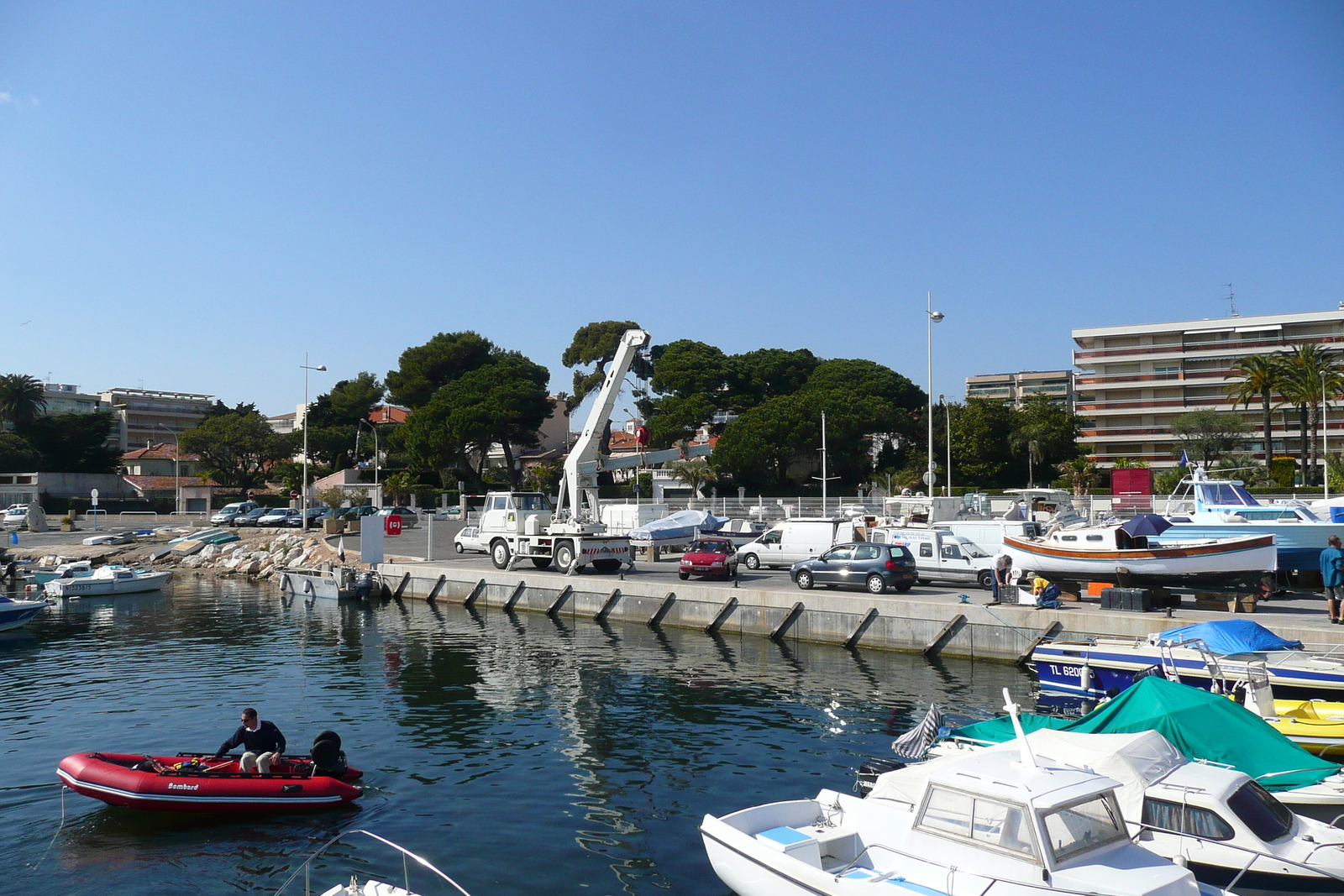 รูปถ่าย ฝรั่งเศส(France) คานส์(Cannes) หาดกาซาแญร์(Plage Gazagnaire) 2008-03 3