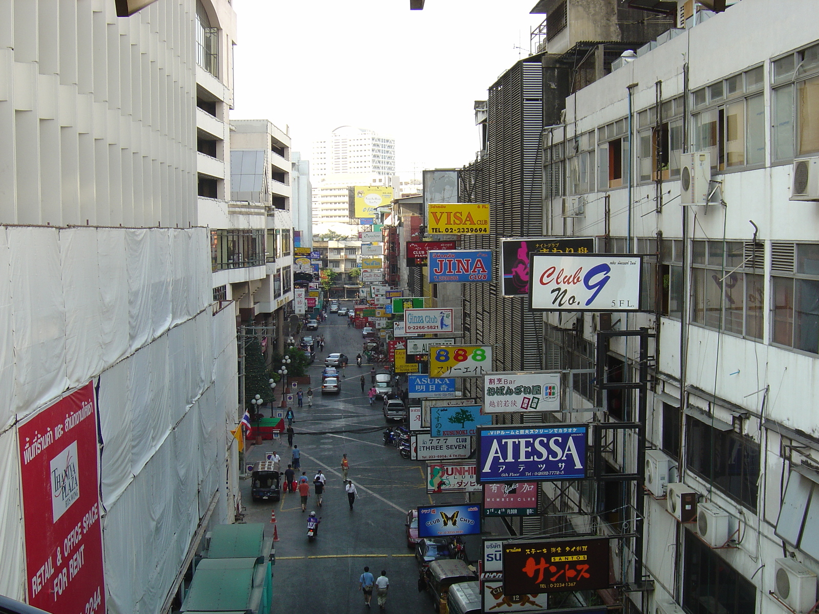 รูปถ่าย ไทย(Thailand) กรุงเทพมหานคร(Bangkok) รถไฟฟ้า(Sky Train) 2004-12 111