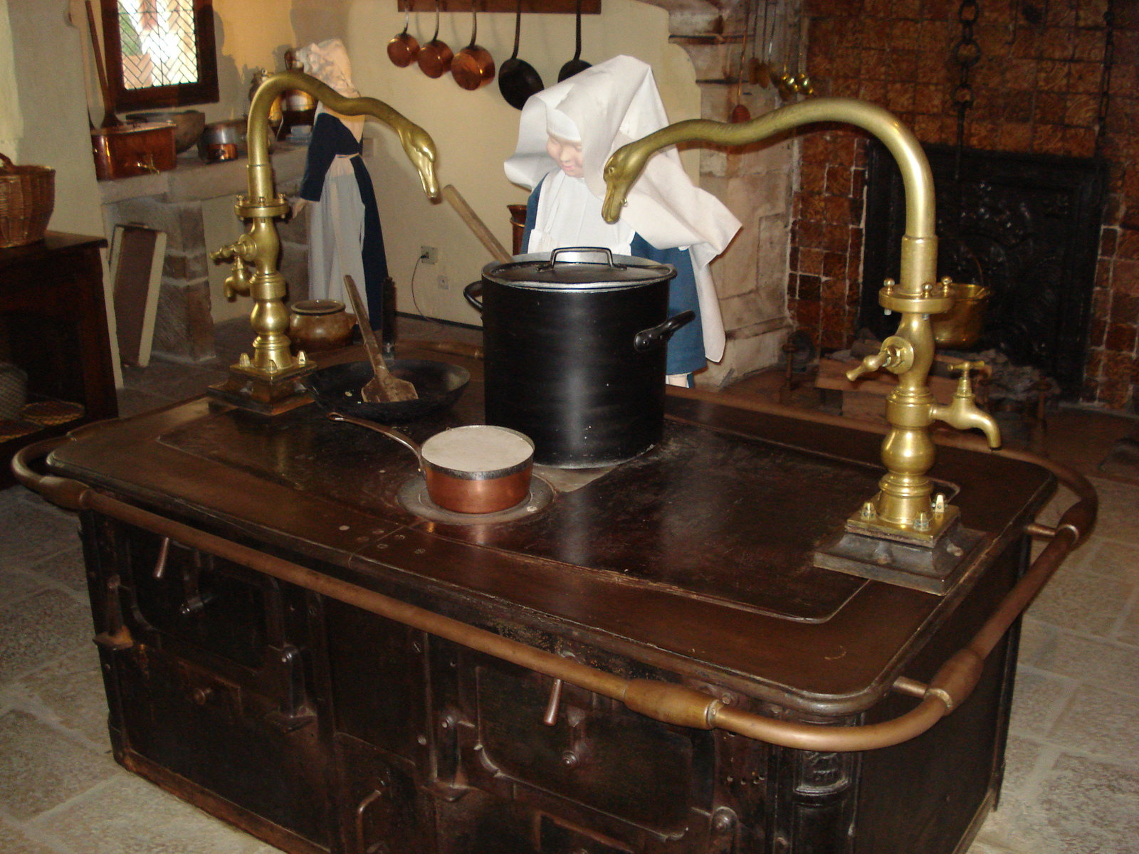 รูปถ่าย ฝรั่งเศส(France) โบนเนอ(Beaune) โรงพยาบาลเก่าโบน (ออสปิสเดอโบน)(Hospices de Beaune) 2007-01 32