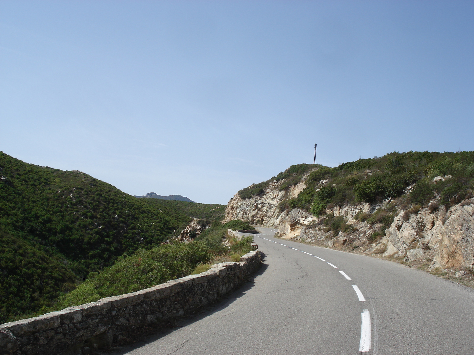 รูปถ่าย ฝรั่งเศส(France) คอร์สิคา(Corsica) ทะเลทรายอากรียาต(Agriates Desert) 2006-09 21
