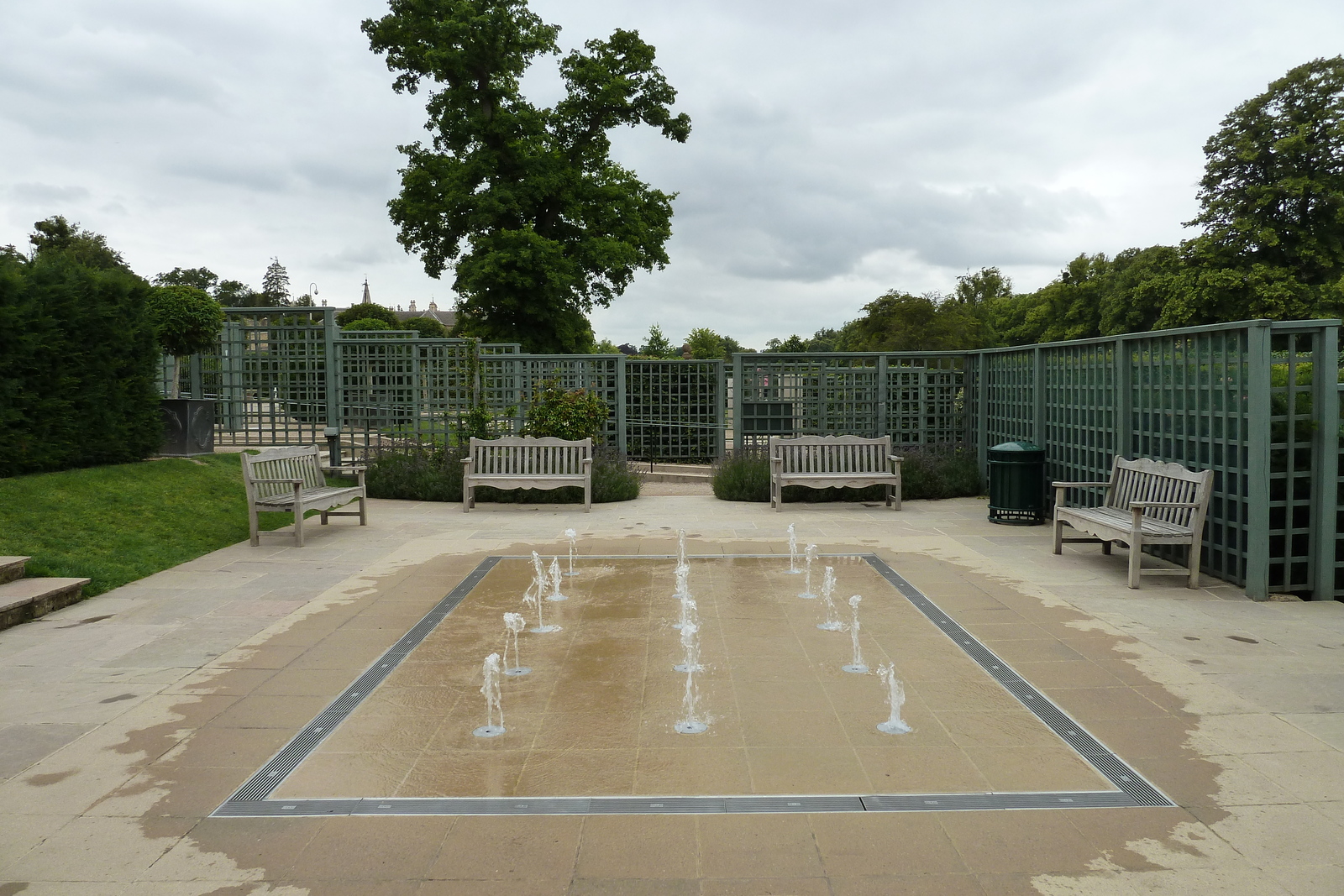 รูปถ่าย อังกฤษ(United Kingdom) คฤหาสน์เบอร์ลีย์(Burghley House) 2011-07 30