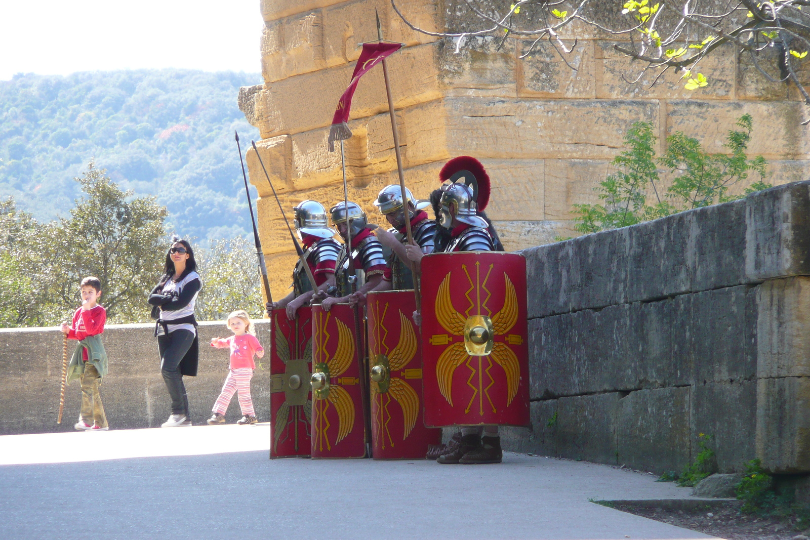 รูปถ่าย ฝรั่งเศส(France) สะพานปงดูการ์(Pont du Gard) 2008-04 52
