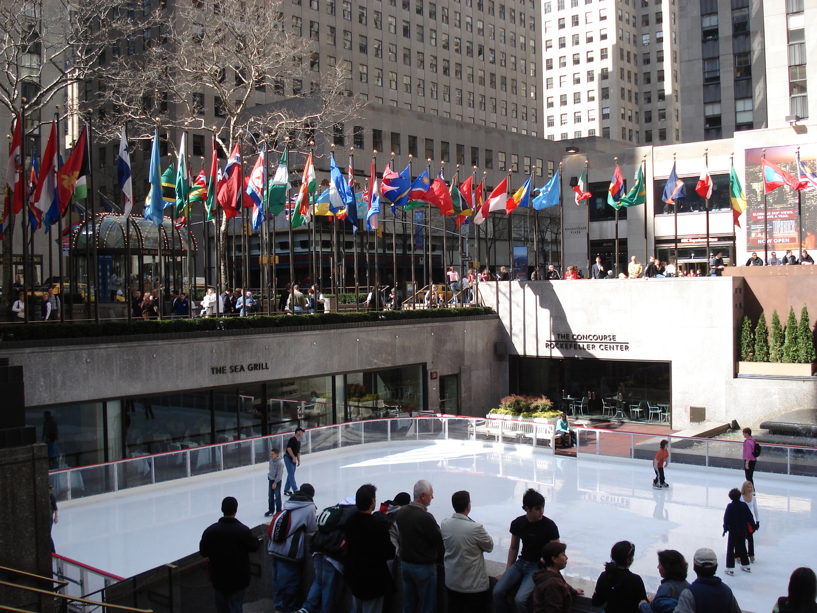 รูปถ่าย สหรัฐอเมริกา(United States) นิวยอร์ก(New York) ร็อกกีเฟลเลอร์เซ็นเตอร์(Rockefeller Center) 2006-03 12