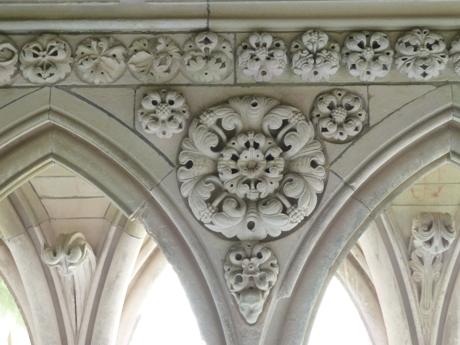 รูปถ่าย ฝรั่งเศส(France) มงแซ็งมีแชล(Mont St Michel) ระเบียงคดแอบบีมงแซ็งมีแชล(Mont St Michel Abbey Cloister) 2010-04 65