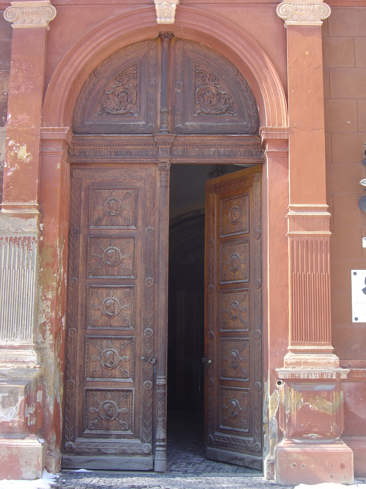 รูปถ่าย ฮังการี(Hungary) เปคส์(Pecs) 2005-03 102