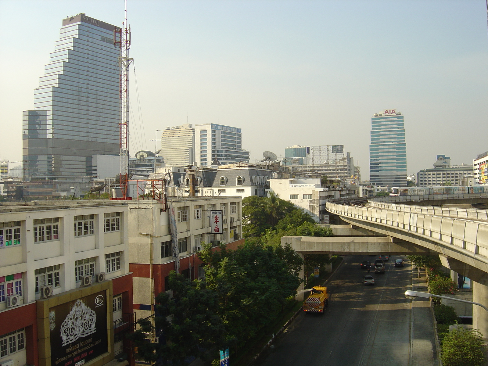 รูปถ่าย ไทย(Thailand) กรุงเทพมหานคร(Bangkok) รถไฟฟ้า(Sky Train) 2004-12 109