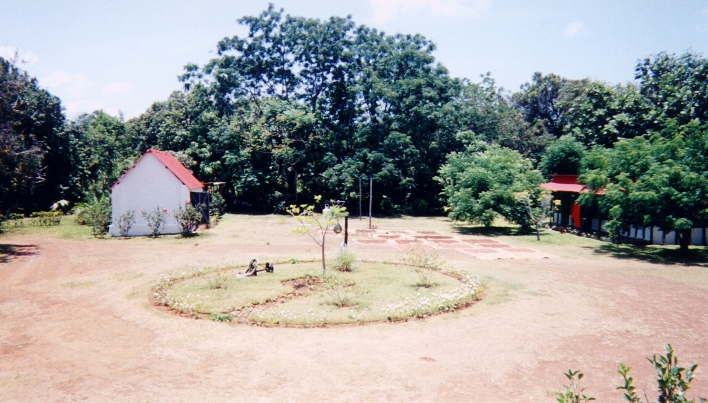 รูปถ่าย มาดากัสการ์(Madagascar) 1999-10 10