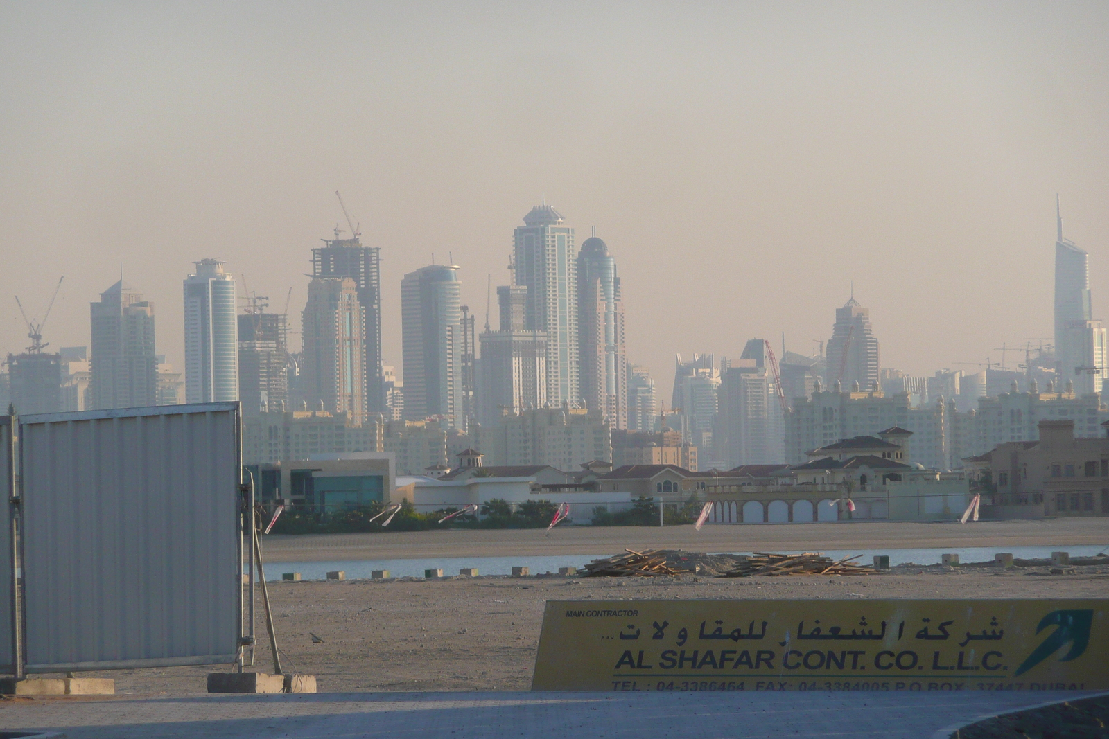 รูปถ่าย สหรัฐอาหรับเอมิเรตส์(United Arab Emirates) ดูไบ(Dubai) ปาล์มจุมัยเราะห์(Palm Jumeirah) 2009-01 44