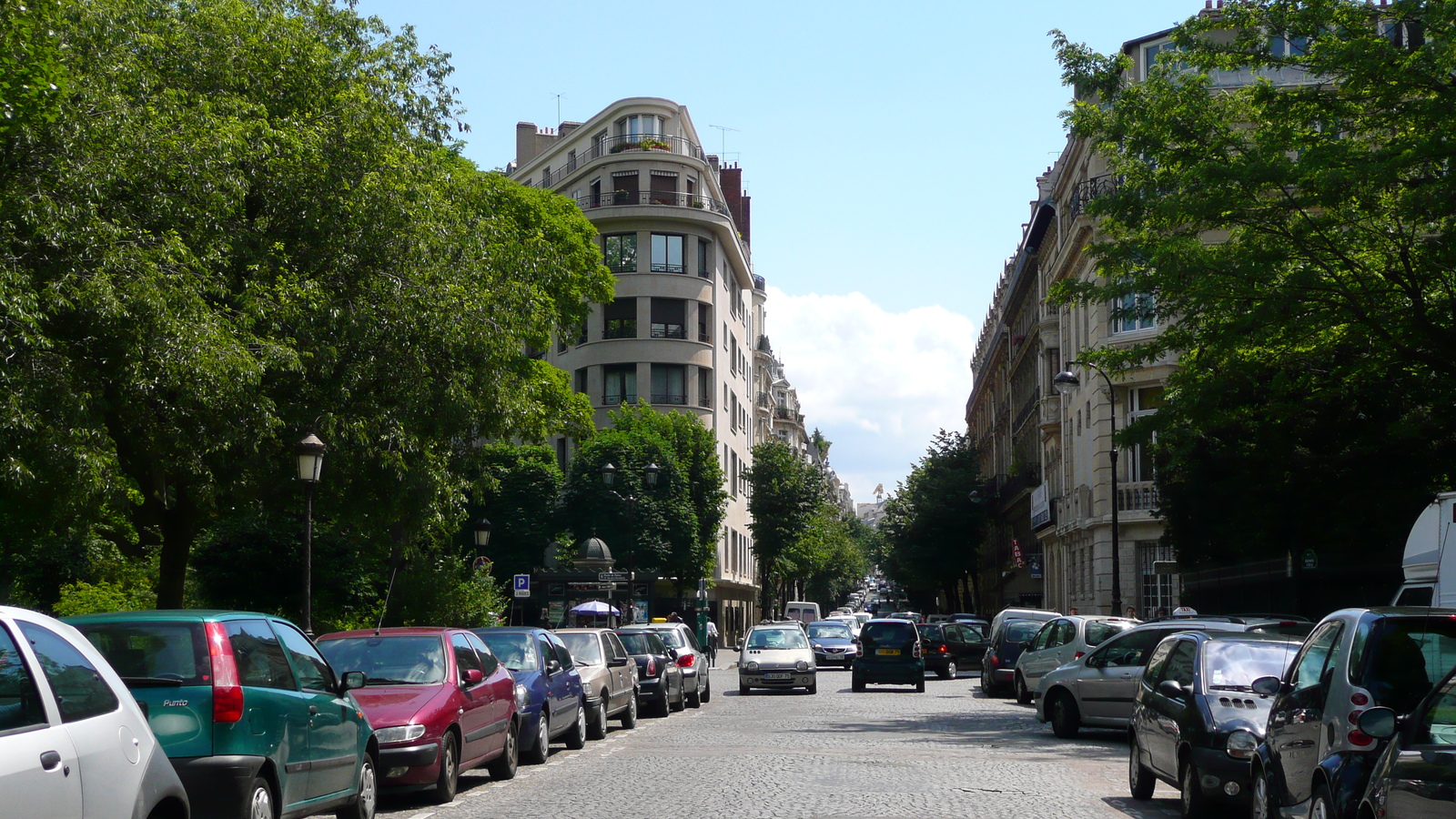 รูปถ่าย ฝรั่งเศส(France) ปารีส(Paris) ถนนฟอช(Avenue Foch) 2007-06 126