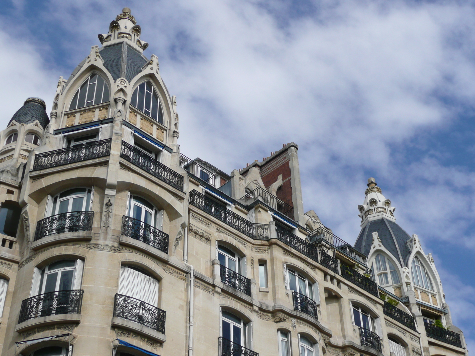 รูปถ่าย ฝรั่งเศส(France) ปารีส(Paris) คุ้มที่ 17 (17th Arrondissement) ถนนวากราม(Avenue de Wagram) 2007-05 47