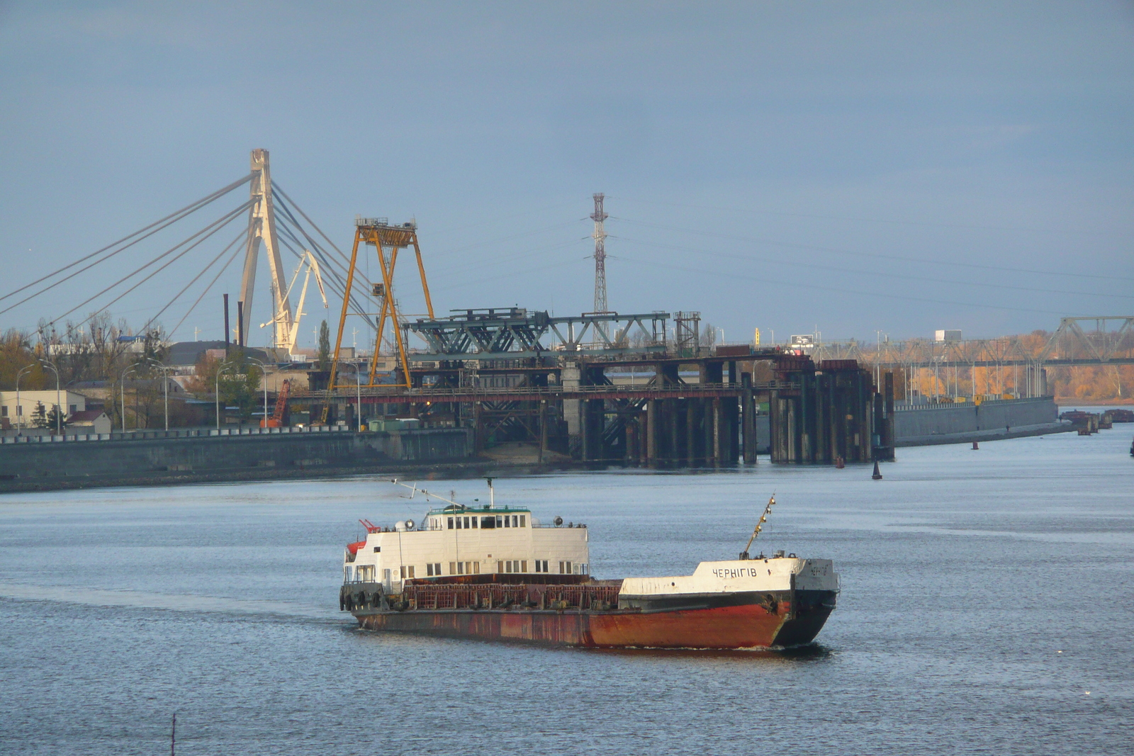 รูปถ่าย ยูเครน(Ukraine) เคียฟ(Kiev) แม่น้ำนีเปอร์(Dnipro river) 2007-11 14