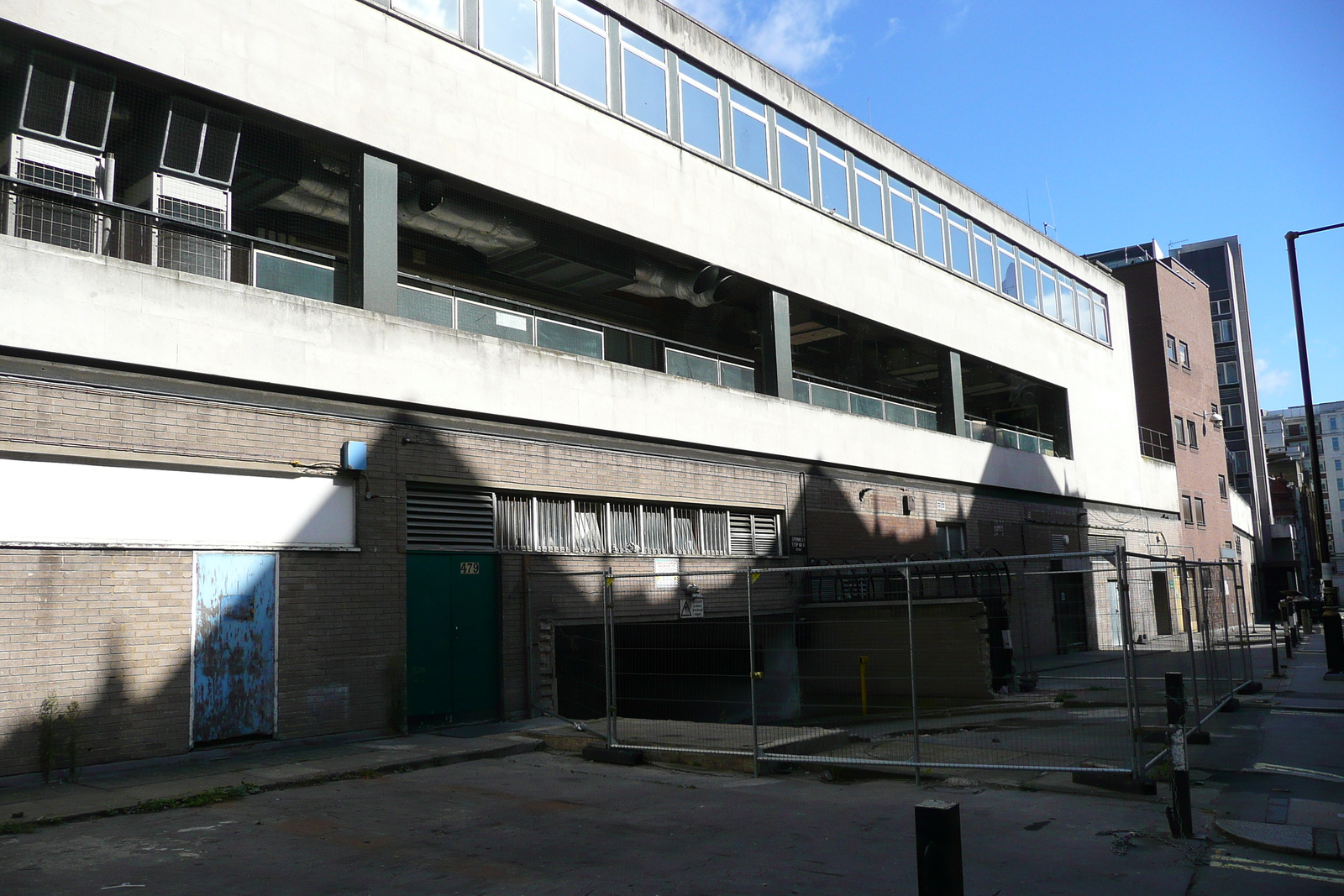 รูปถ่าย อังกฤษ(United Kingdom) ลอนดอน(London) ถนนนอร์ธโรว์(North Row) 2007-09 7