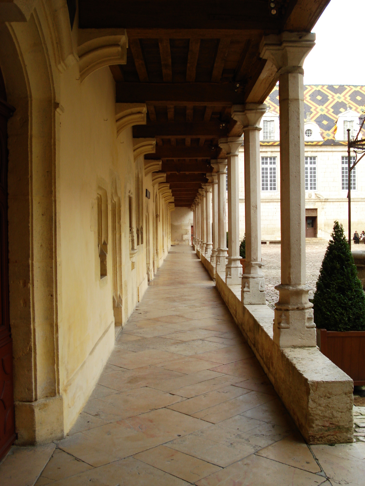 รูปถ่าย ฝรั่งเศส(France) โบนเนอ(Beaune) โรงพยาบาลเก่าโบน (ออสปิสเดอโบน)(Hospices de Beaune) 2007-01 34