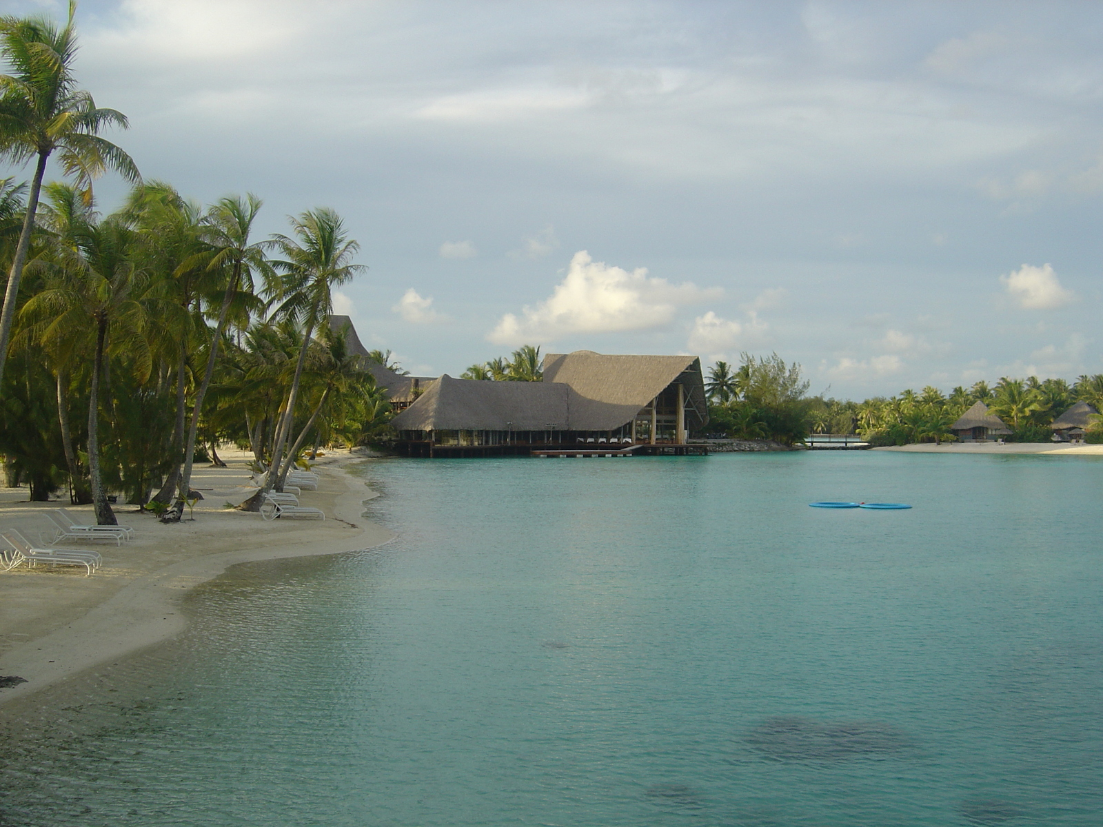 รูปถ่าย เฟรนช์โพลี่นีเซีย(Polynesia) โรงแรมเลอเมอริเดียน โบราโบรา(Meridien Bora Bora Hotel) 2006-04 68