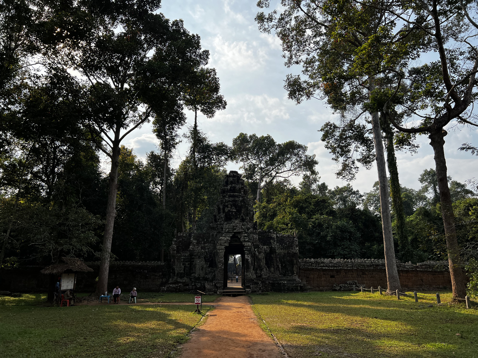 รูปถ่าย กัมพูชา(Cambodia) เสียมราฐ(Siem Reap) ปราสาทบันทายกุฎี(Banteay Kdei) 2023-01 5