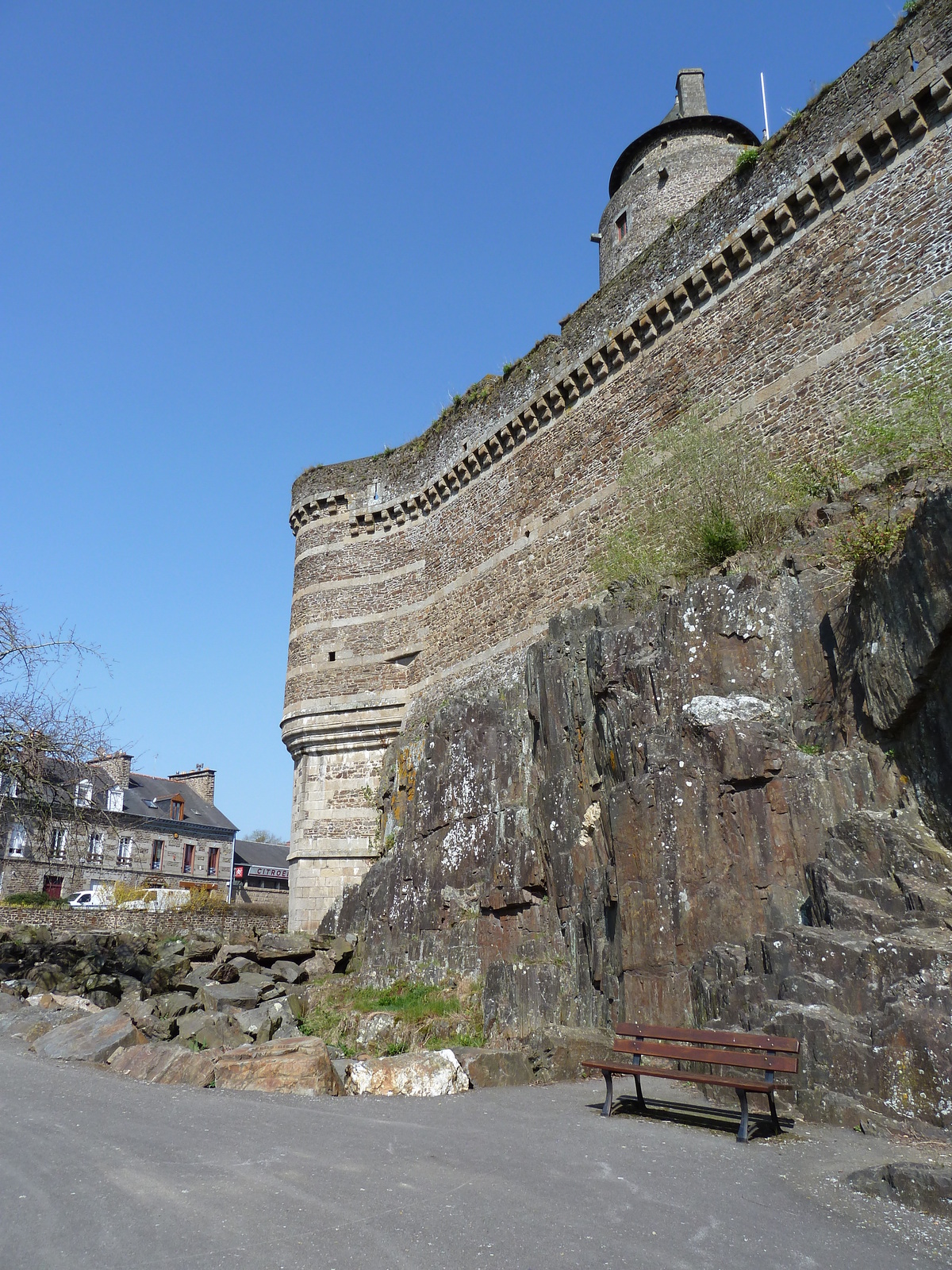 รูปถ่าย ฝรั่งเศส(France) ฟูแฌร์(Fougeres) 2010-04 173