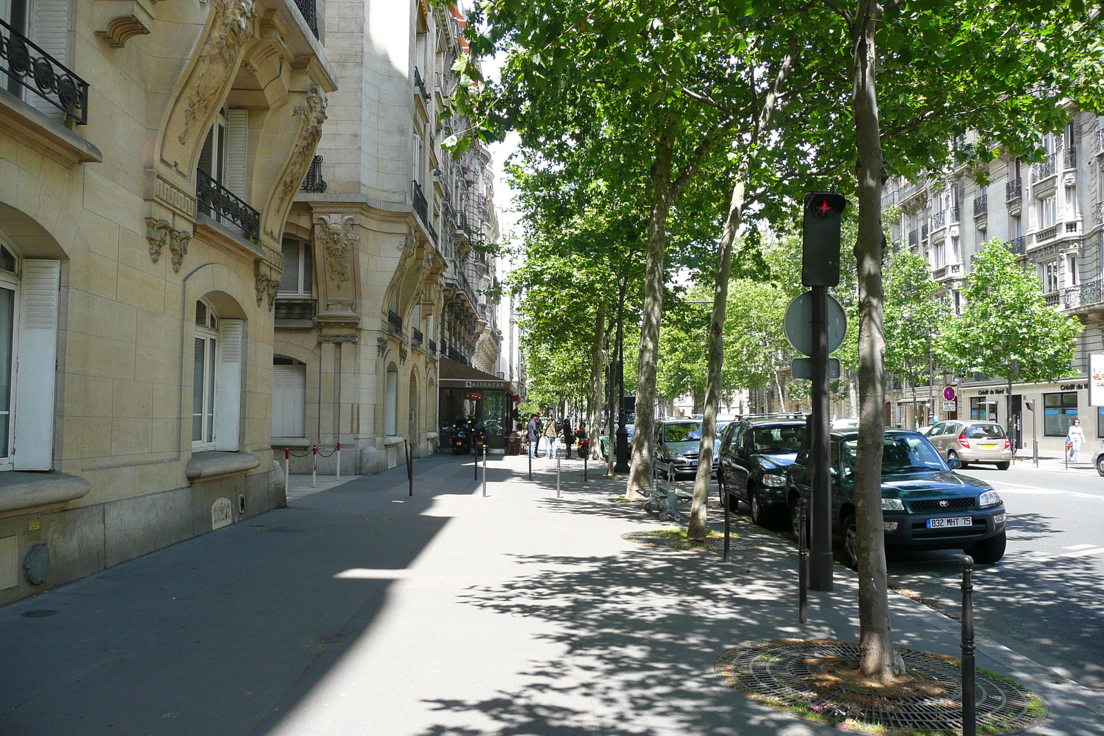 รูปถ่าย ฝรั่งเศส(France) ปารีส(Paris) ถนนนีเยล(Avenue Niel) 2007-06 60