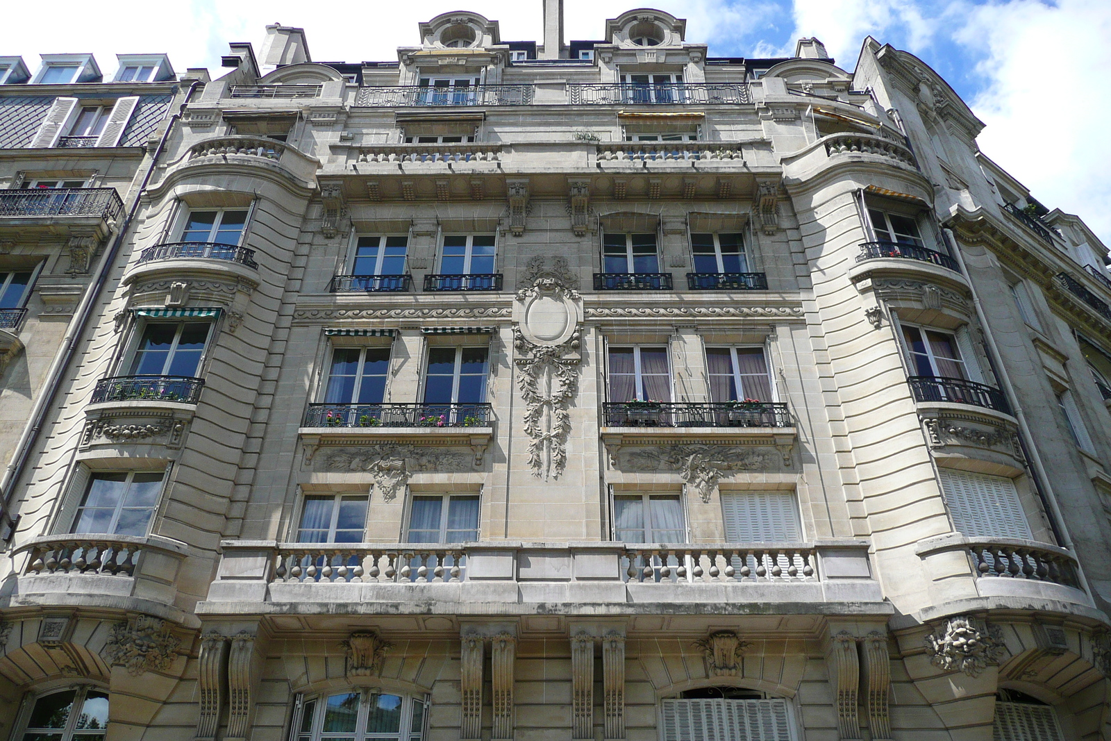 รูปถ่าย ฝรั่งเศส(France) ปารีส(Paris) ถนนนีเยล(Avenue Niel) 2007-06 85