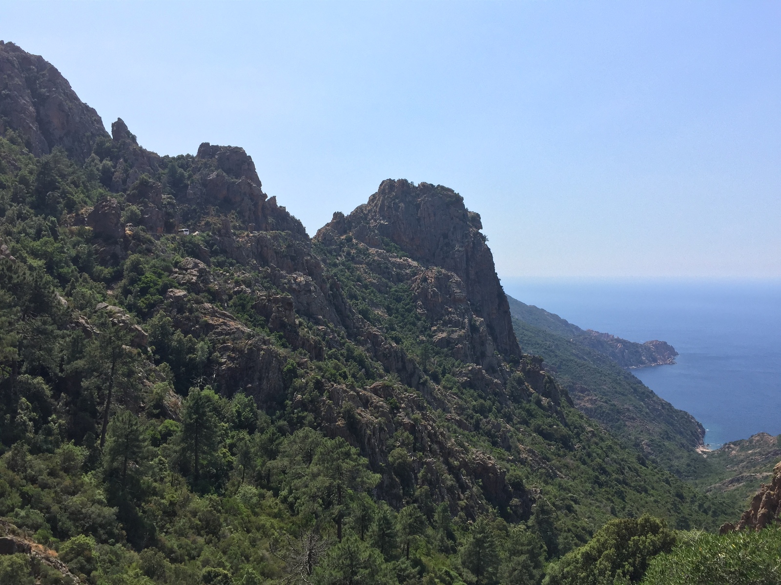 รูปถ่าย ฝรั่งเศส(France) คอร์สิคา(Corsica) หน้าผากาลังก์เดอเปียนา(Calanques de Piana) 2015-05 0