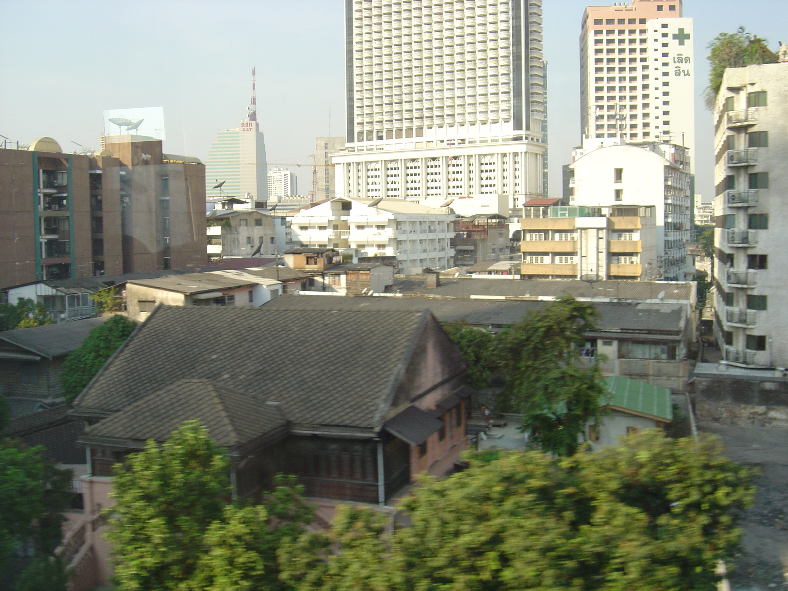 รูปถ่าย ไทย(Thailand) กรุงเทพมหานคร(Bangkok) รถไฟฟ้า(Sky Train) 2004-12 80