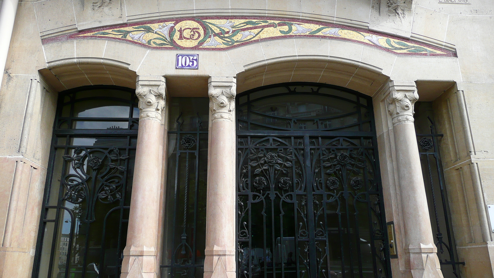 รูปถ่าย ฝรั่งเศส(France) ปารีส(Paris) คุ้มที่ 17 (17th Arrondissement) ถนนฌูฟรัว-ดาบ็อง(Rue Jouffroy d'Abbans) 2007-05 19
